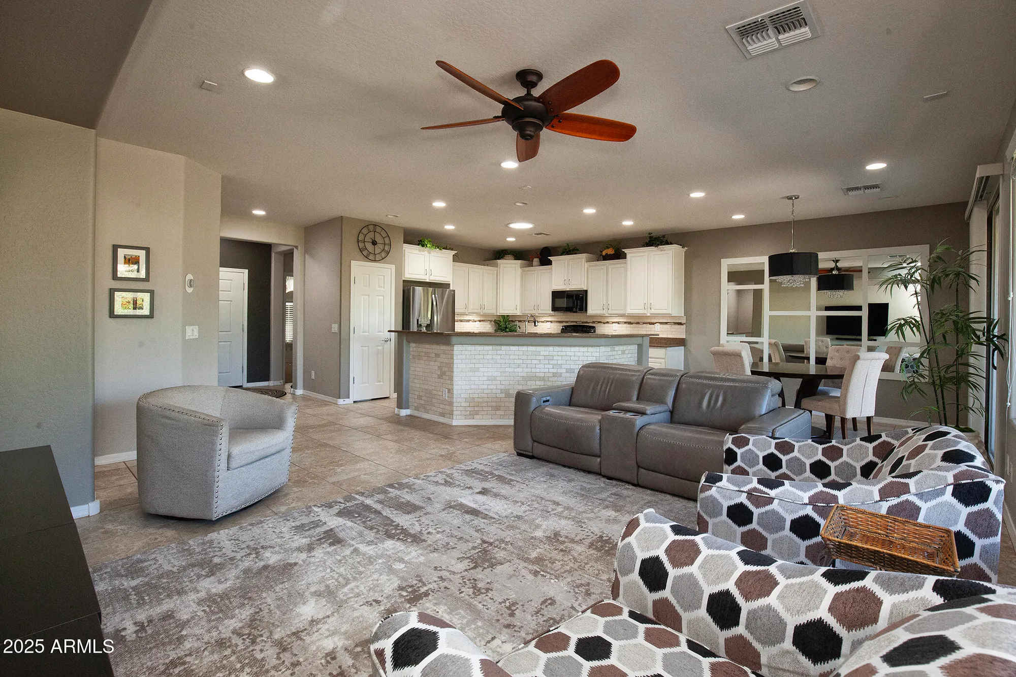 Property Slideshow image 5 of 72 | 27162 w yukon cir, Buckeye, AZ, 85396