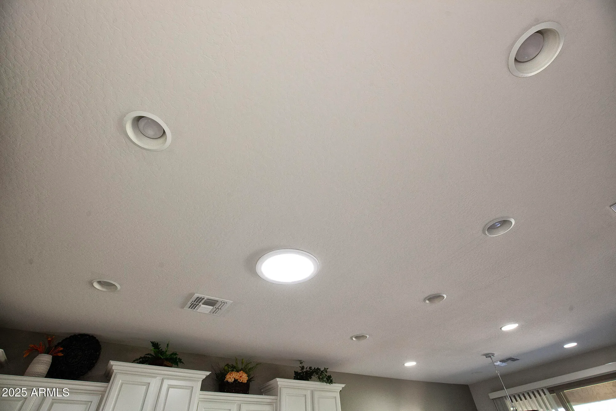 Property Slideshow image 24 of 72 | 27162 w yukon cir, Buckeye, AZ, 85396