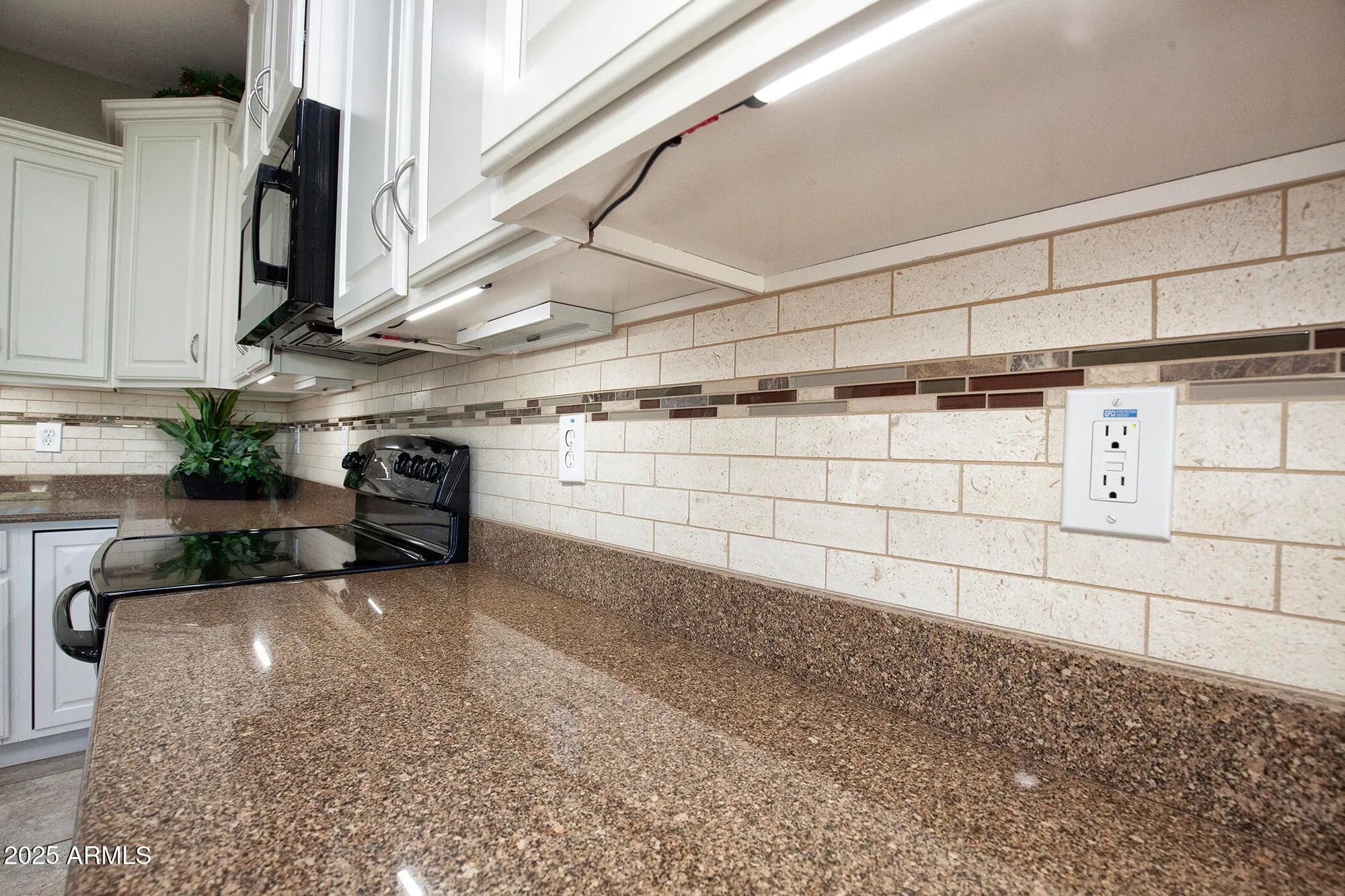 Property Slideshow image 20 of 72 | 27162 w yukon cir, Buckeye, AZ, 85396