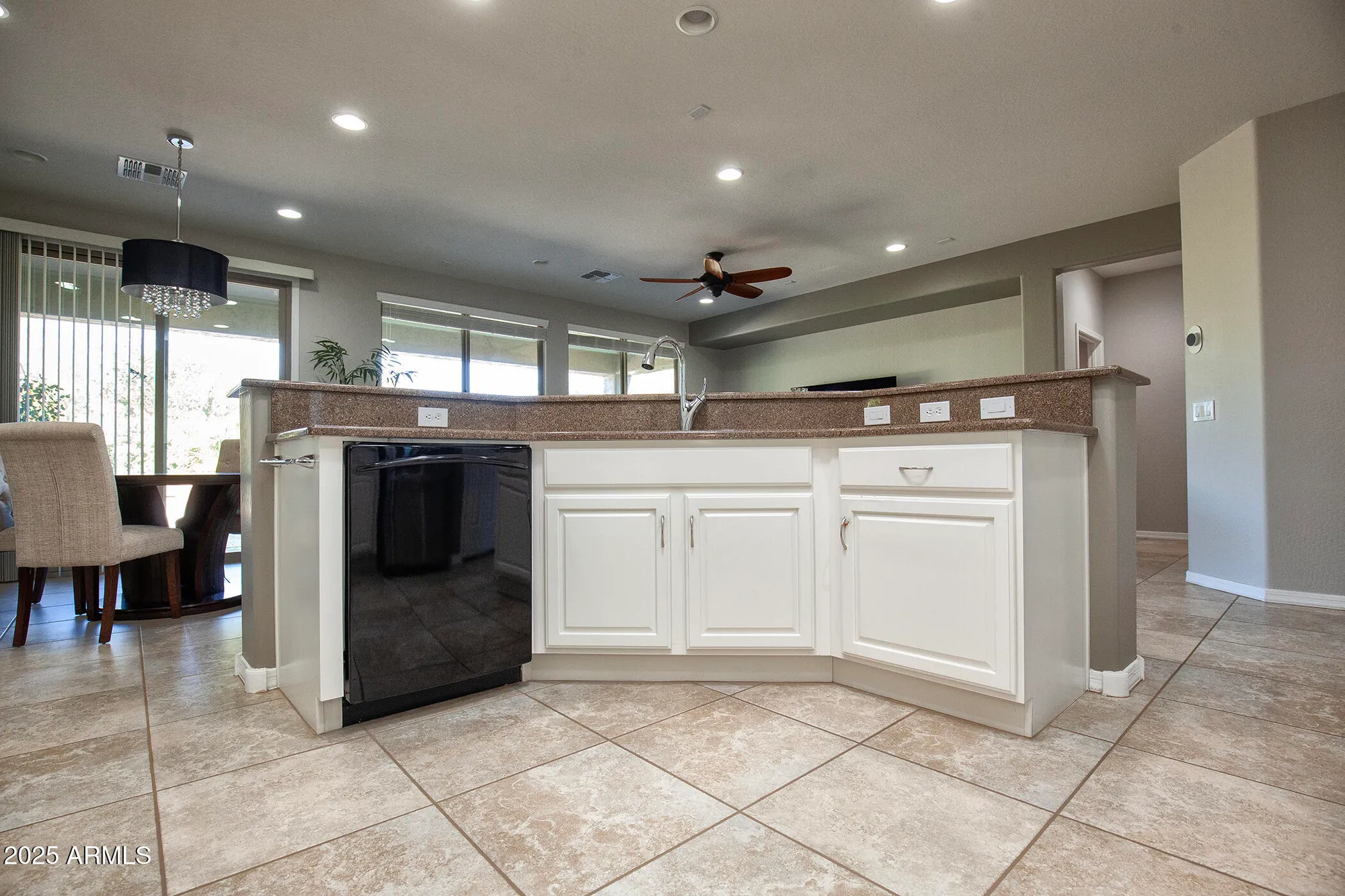 Property Slideshow image 19 of 72 | 27162 w yukon cir, Buckeye, AZ, 85396