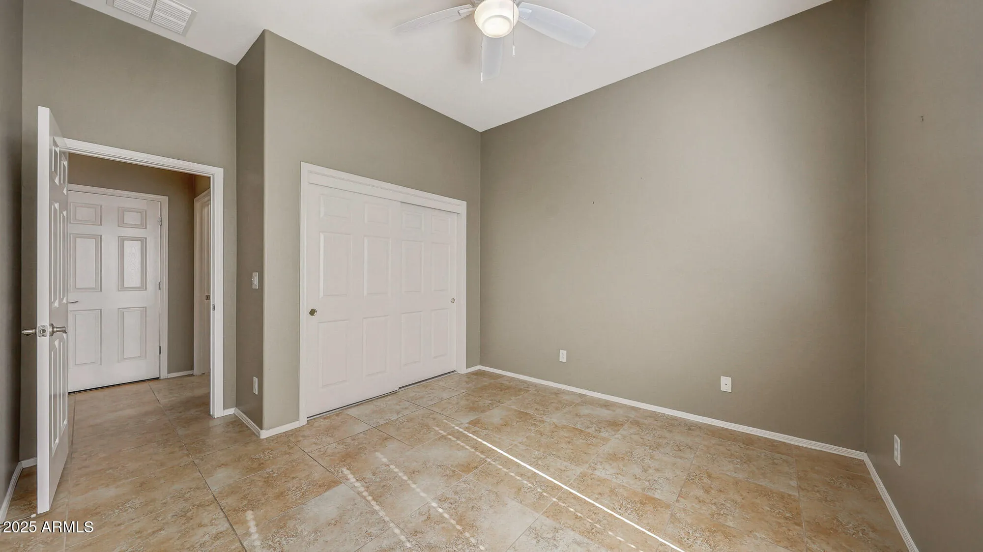 Property Slideshow image 39 of 53 | 40810 n lytham ct, Anthem, AZ, 85086