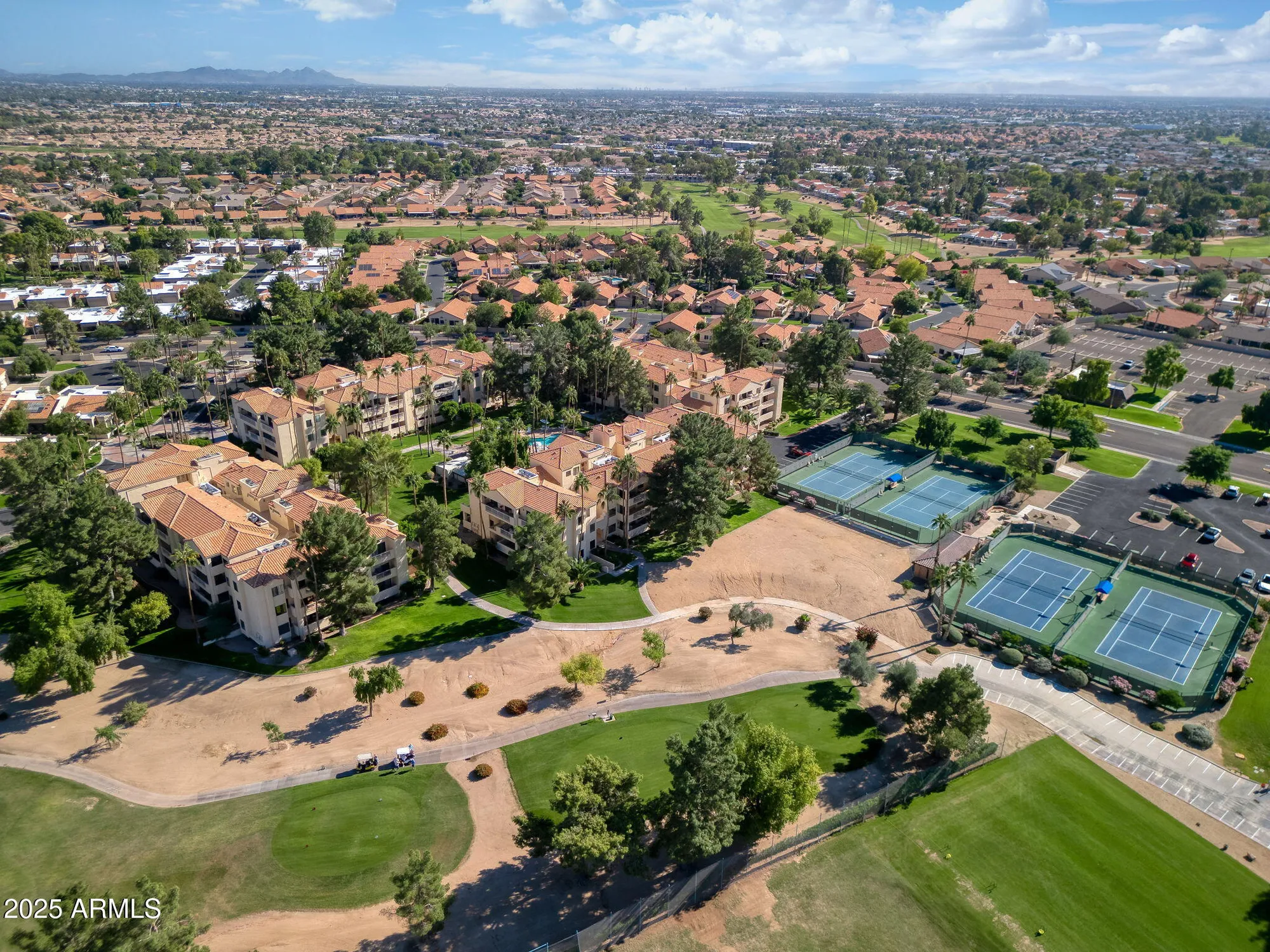 Property Slideshow image 34 of 41 | 19400 n westbrook pkwy 216, Peoria, AZ, 85382