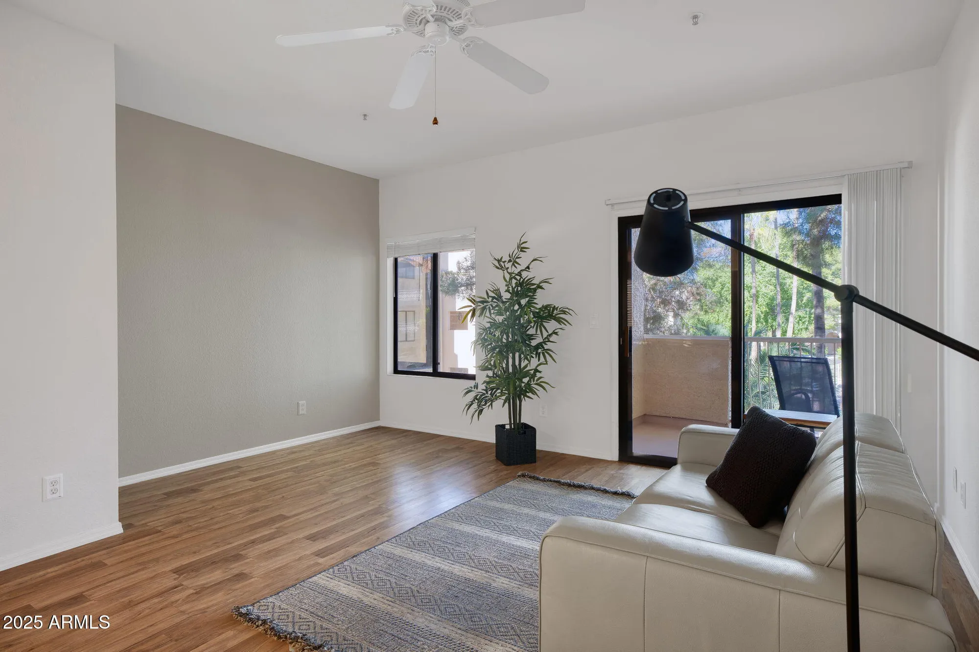 Property Slideshow image 14 of 41 | 19400 n westbrook pkwy 216, Peoria, AZ, 85382