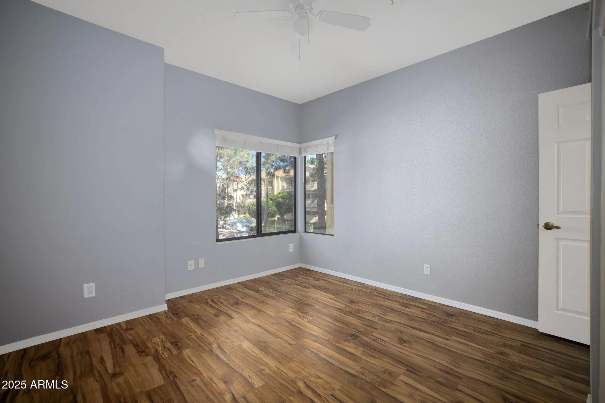 Property Slideshow image 26 of 41 | 19400 n westbrook pkwy 216, Peoria, AZ, 85382