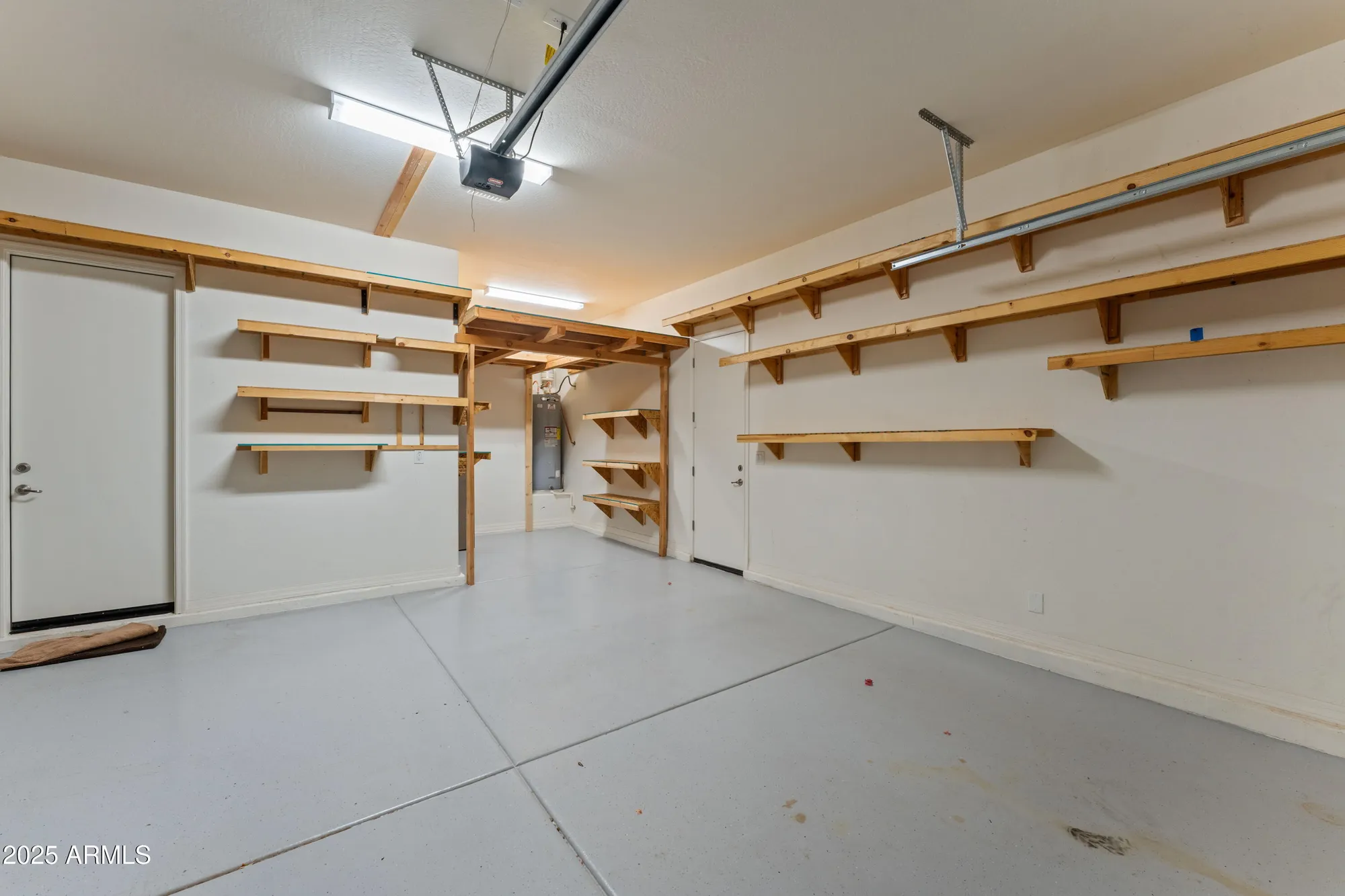 Property Slideshow image 16 of 45 | 4295 ponderosa trl, Wickenburg, AZ, 85390