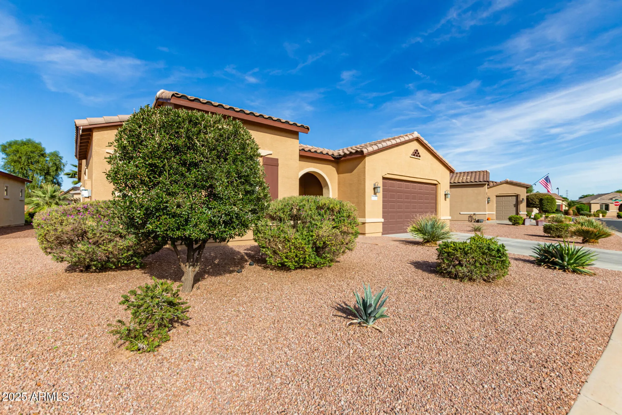 Property Slideshow image 4 of 35 | 41626 w harvest moon dr, Maricopa, AZ, 85138