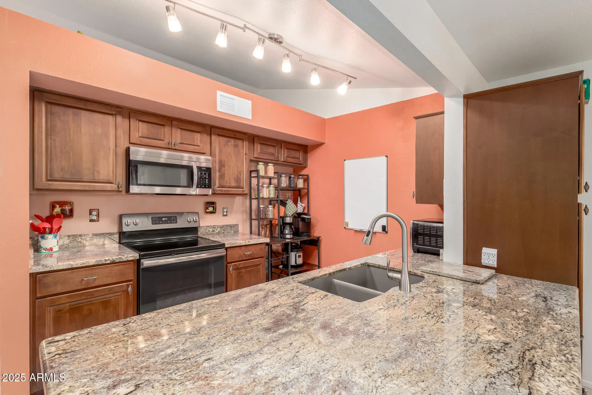 Property Slideshow image 4 of 30 | 17606 n 133rd dr, Sun City West, AZ, 85375