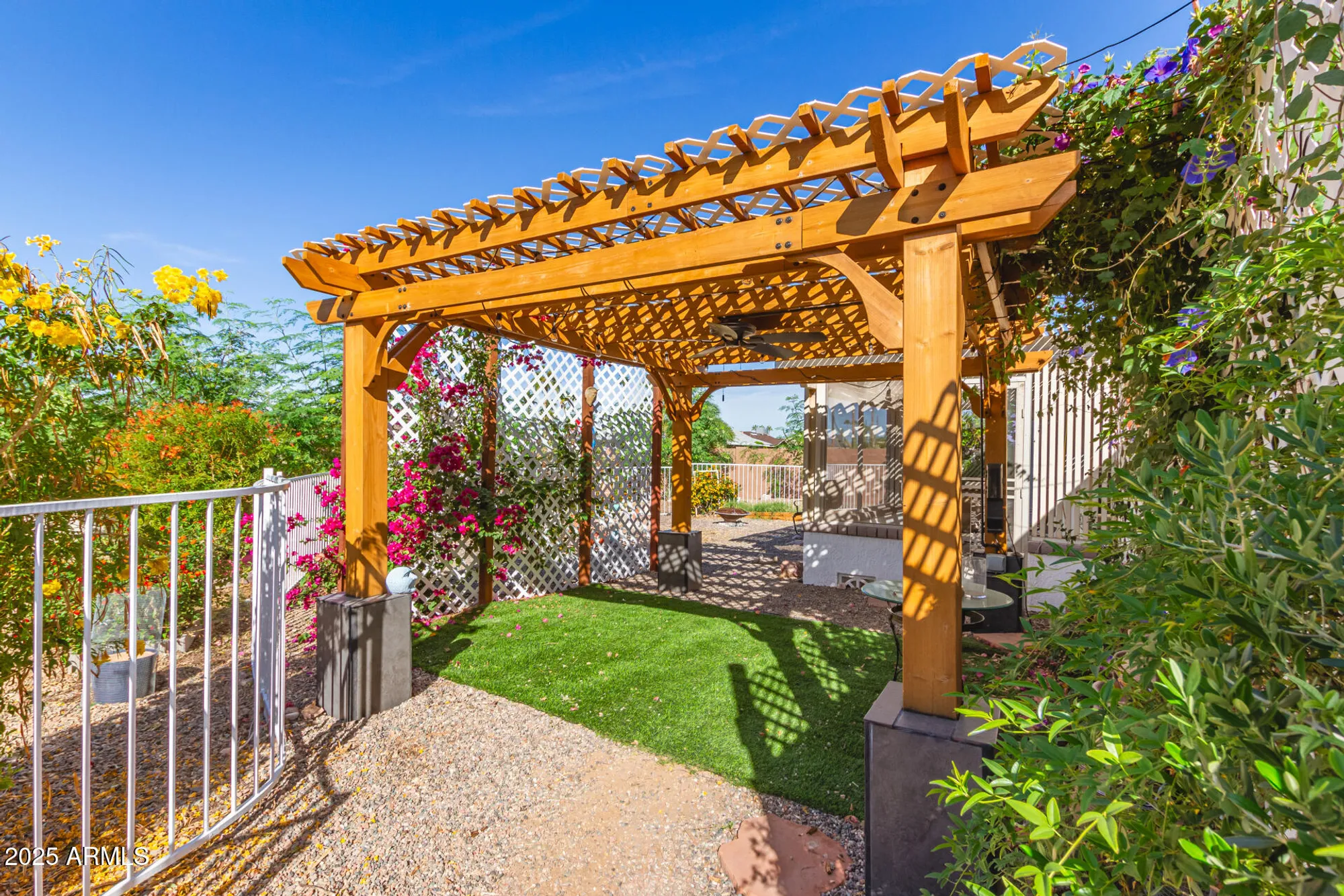 Property Slideshow image 18 of 30 | 17606 n 133rd dr, Sun City West, AZ, 85375
