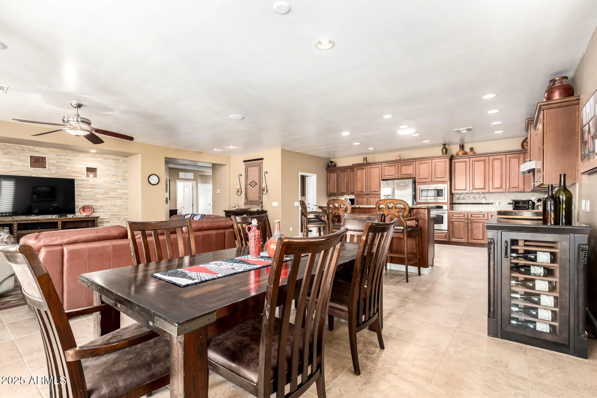 Property Slideshow image 14 of 52 | 5381 n pioneer dr, Eloy, AZ, 85131