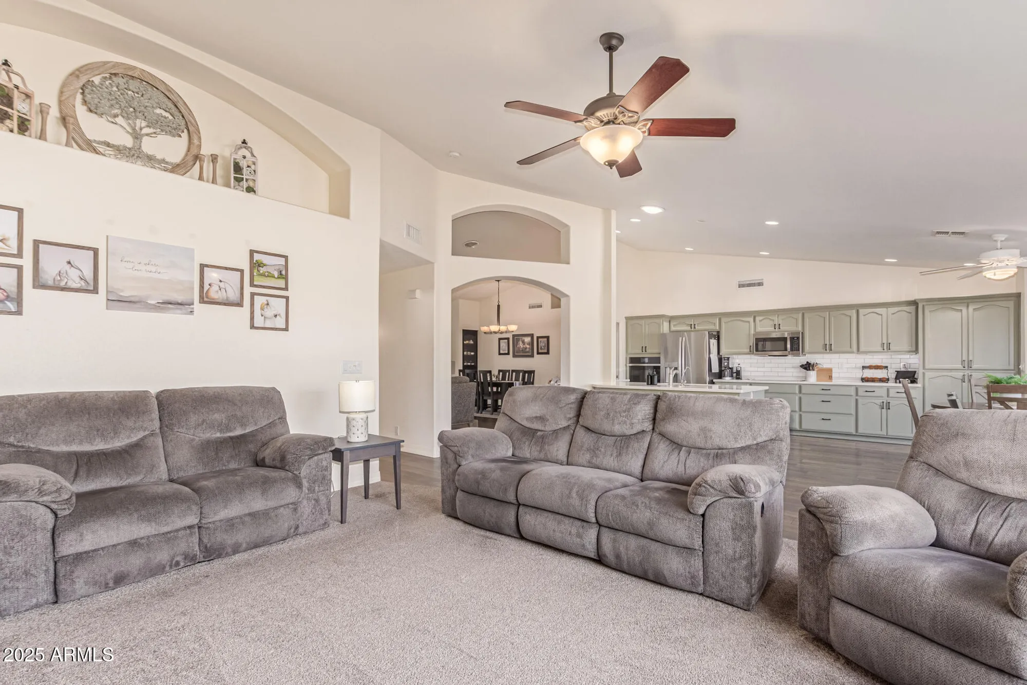 Property Slideshow image 16 of 37 | 11460 e mendoza ave, Mesa, AZ, 85209