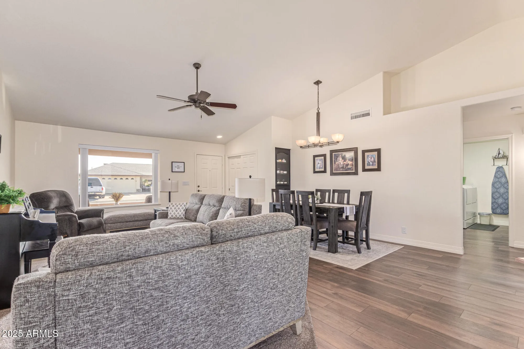 Property Slideshow image 11 of 37 | 11460 e mendoza ave, Mesa, AZ, 85209