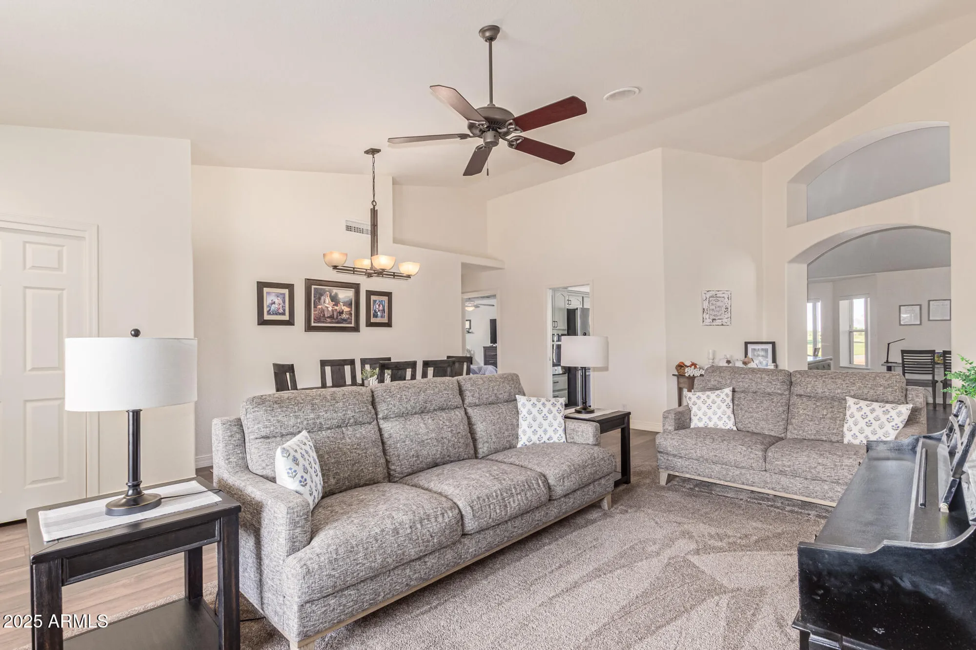 Property Slideshow image 9 of 37 | 11460 e mendoza ave, Mesa, AZ, 85209