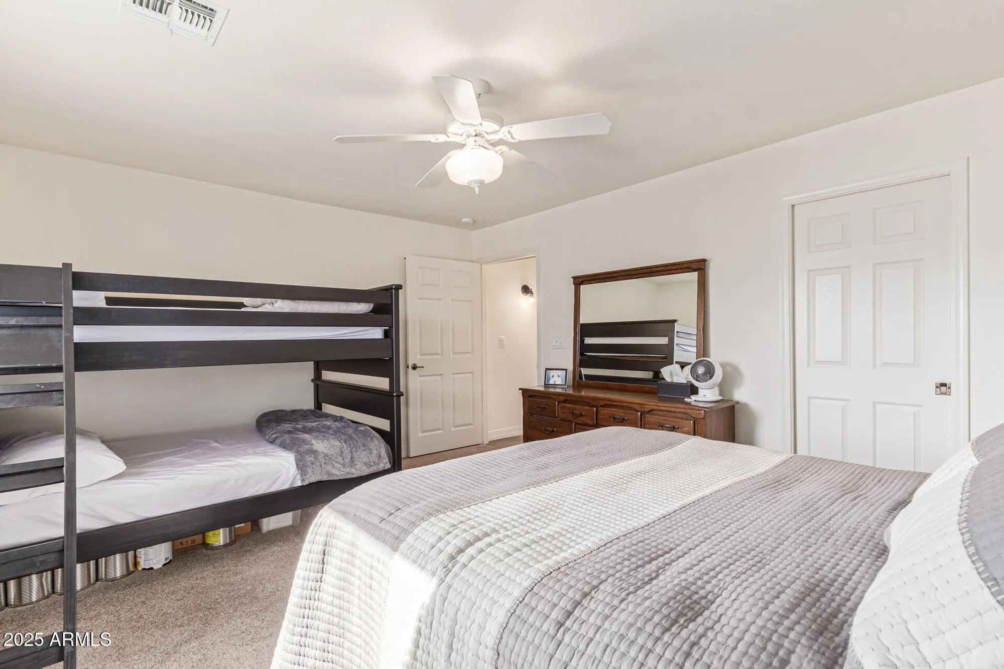 Property Slideshow image 26 of 37 | 11460 e mendoza ave, Mesa, AZ, 85209