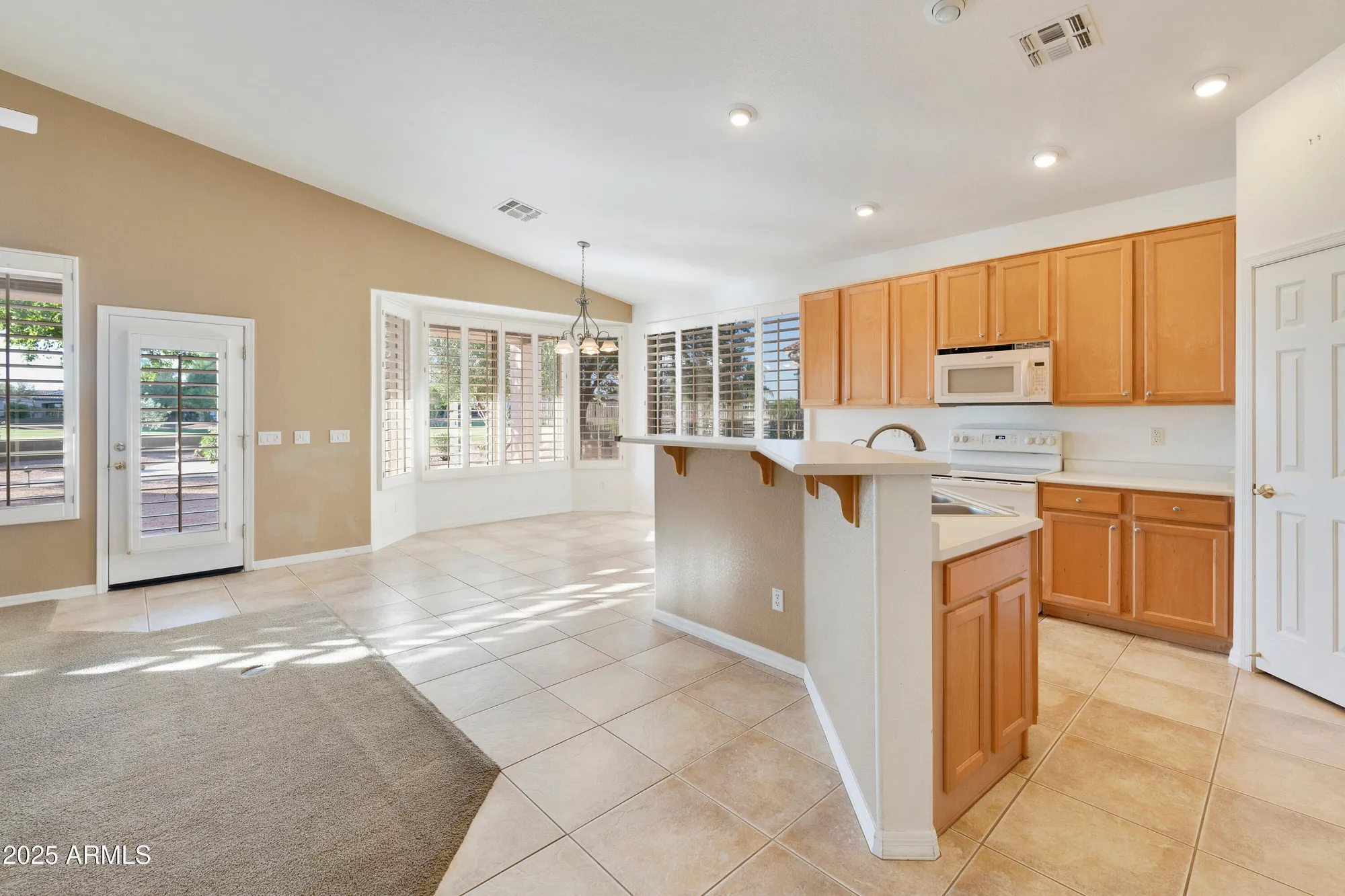Property Slideshow image 10 of 54 | 4527 e sycamore ct, Gilbert, AZ, 85298
