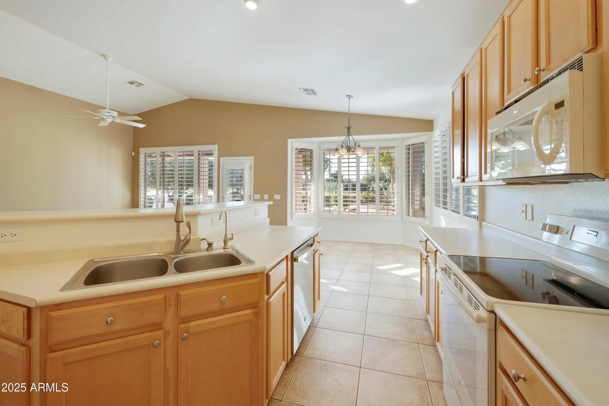 Property Slideshow image 15 of 54 | 4527 e sycamore ct, Gilbert, AZ, 85298