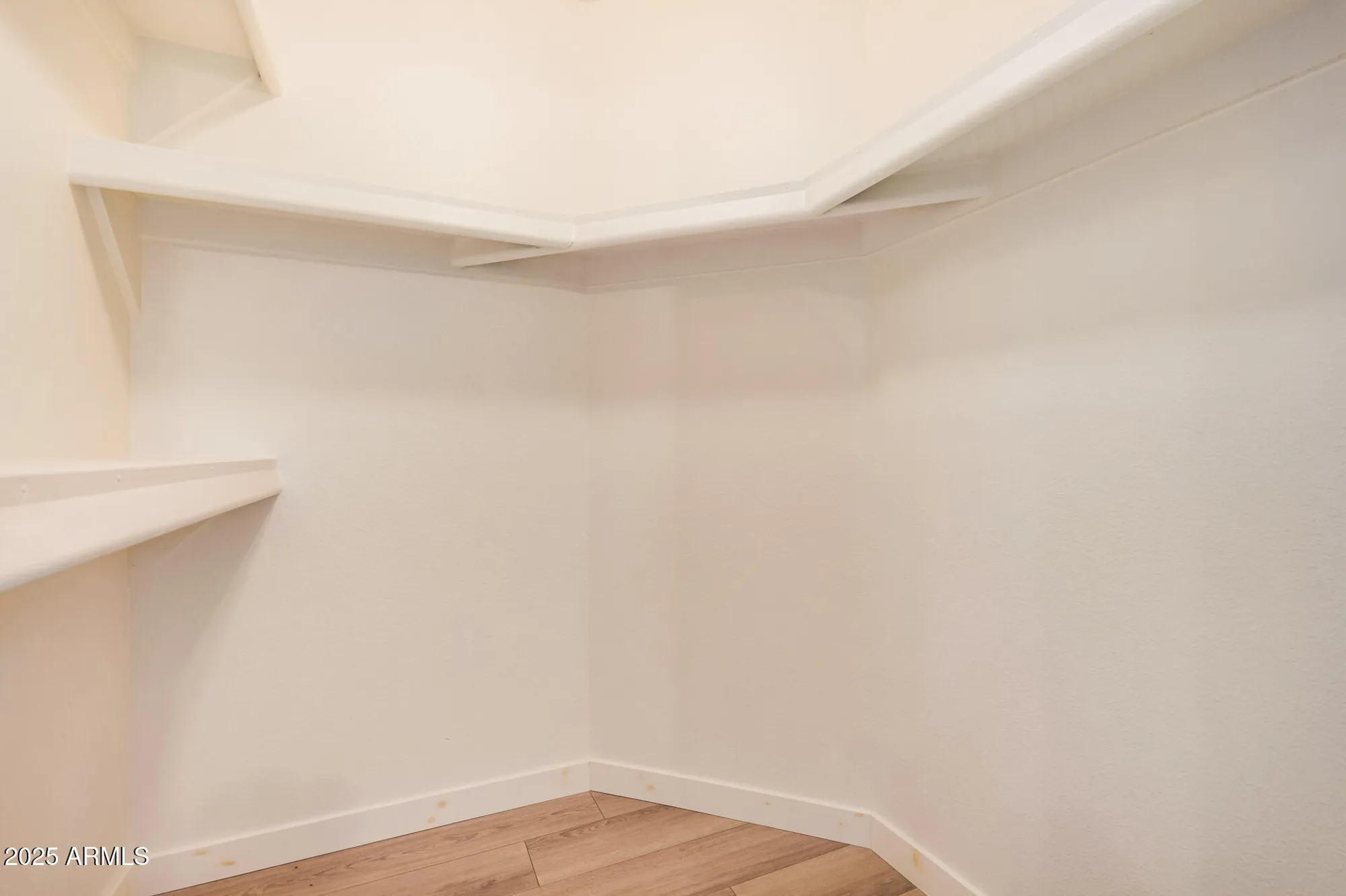 Property Slideshow image 14 of 20 | 12333 s shoshoni dr, Phoenix, AZ, 85044