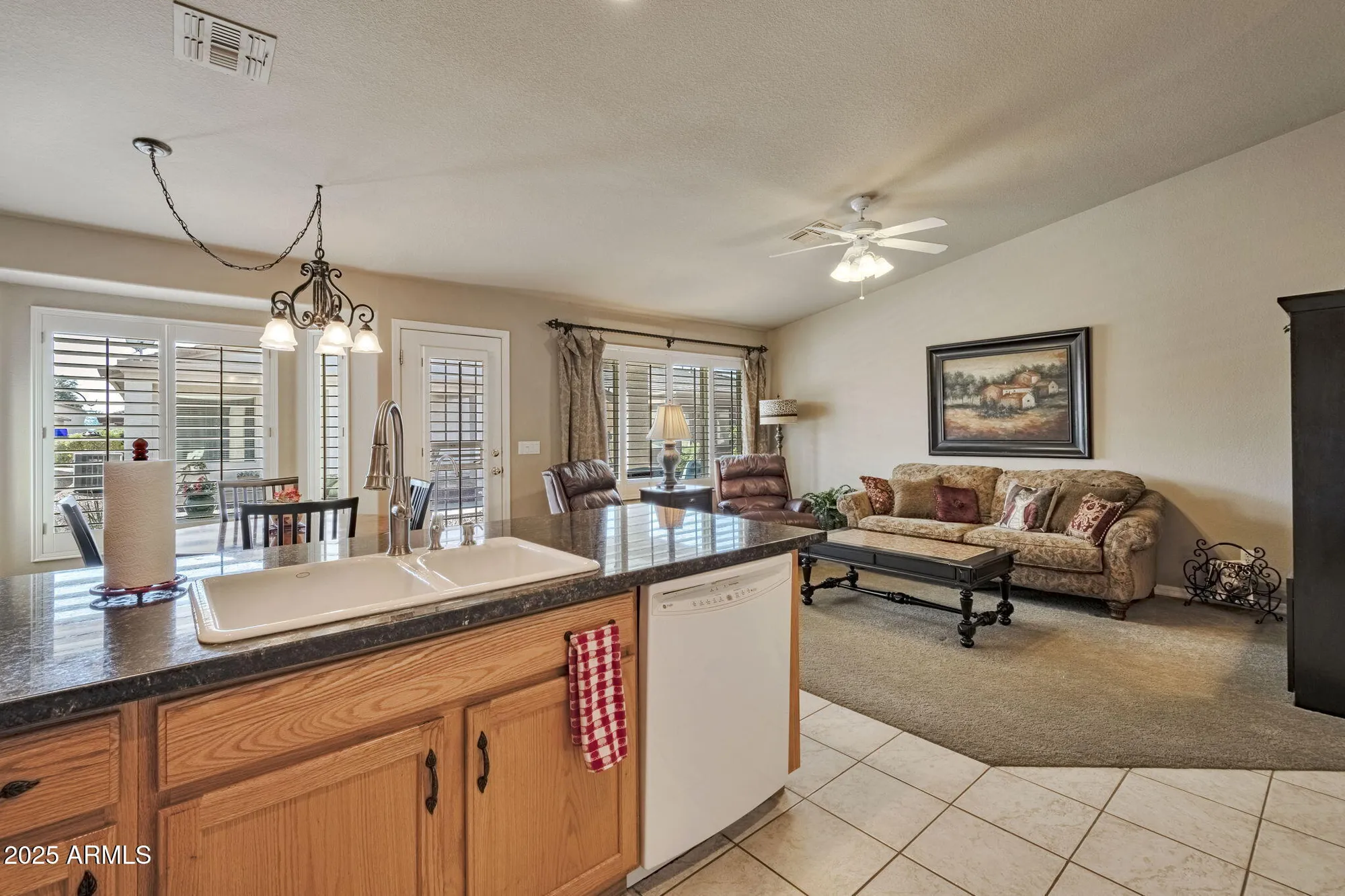 Property Slideshow image 6 of 14 | 3451 e torrey pines ln, Chandler, AZ, 85249