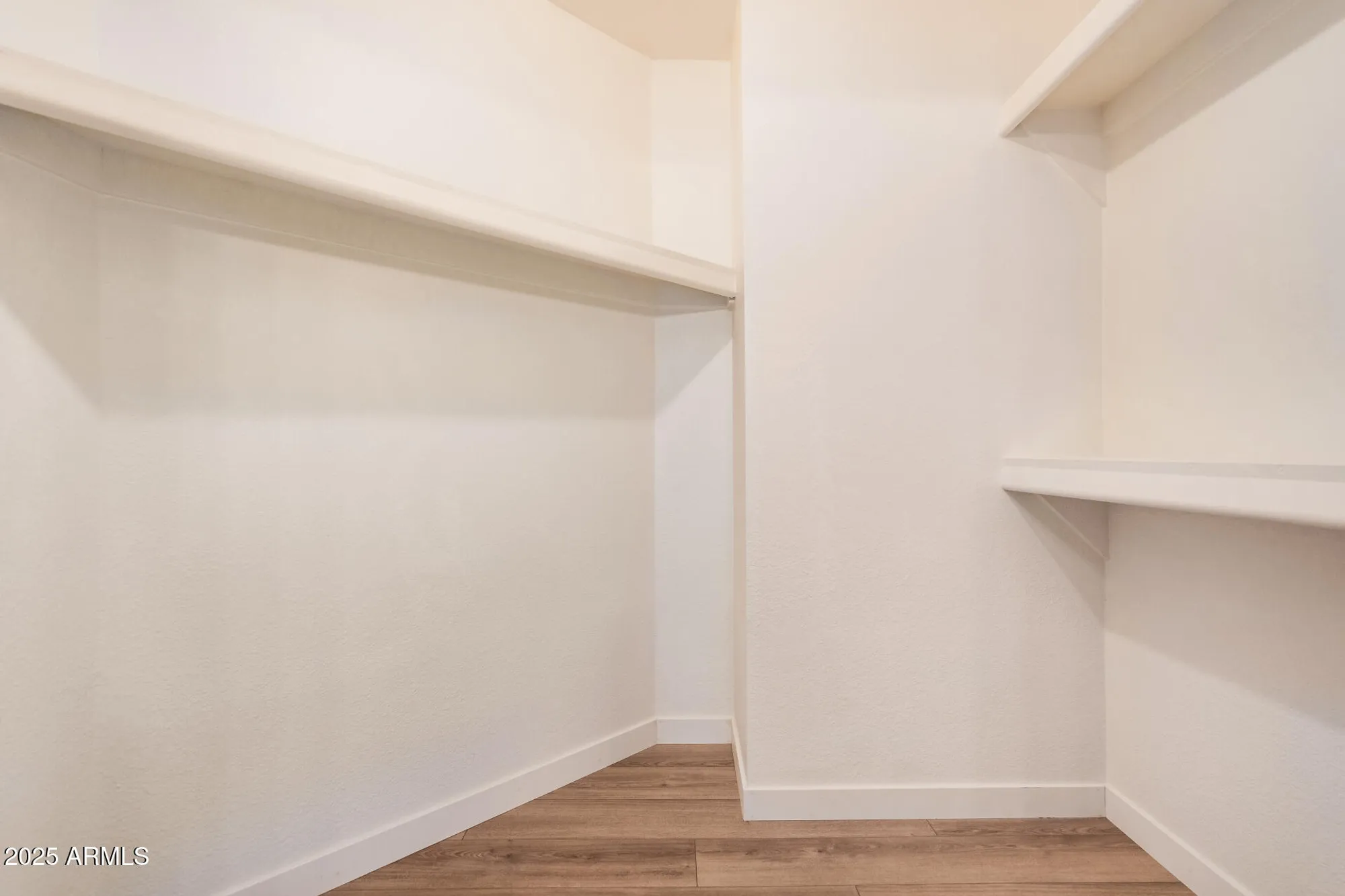 Property Slideshow image 18 of 20 | 12333 s shoshoni dr, Phoenix, AZ, 85044