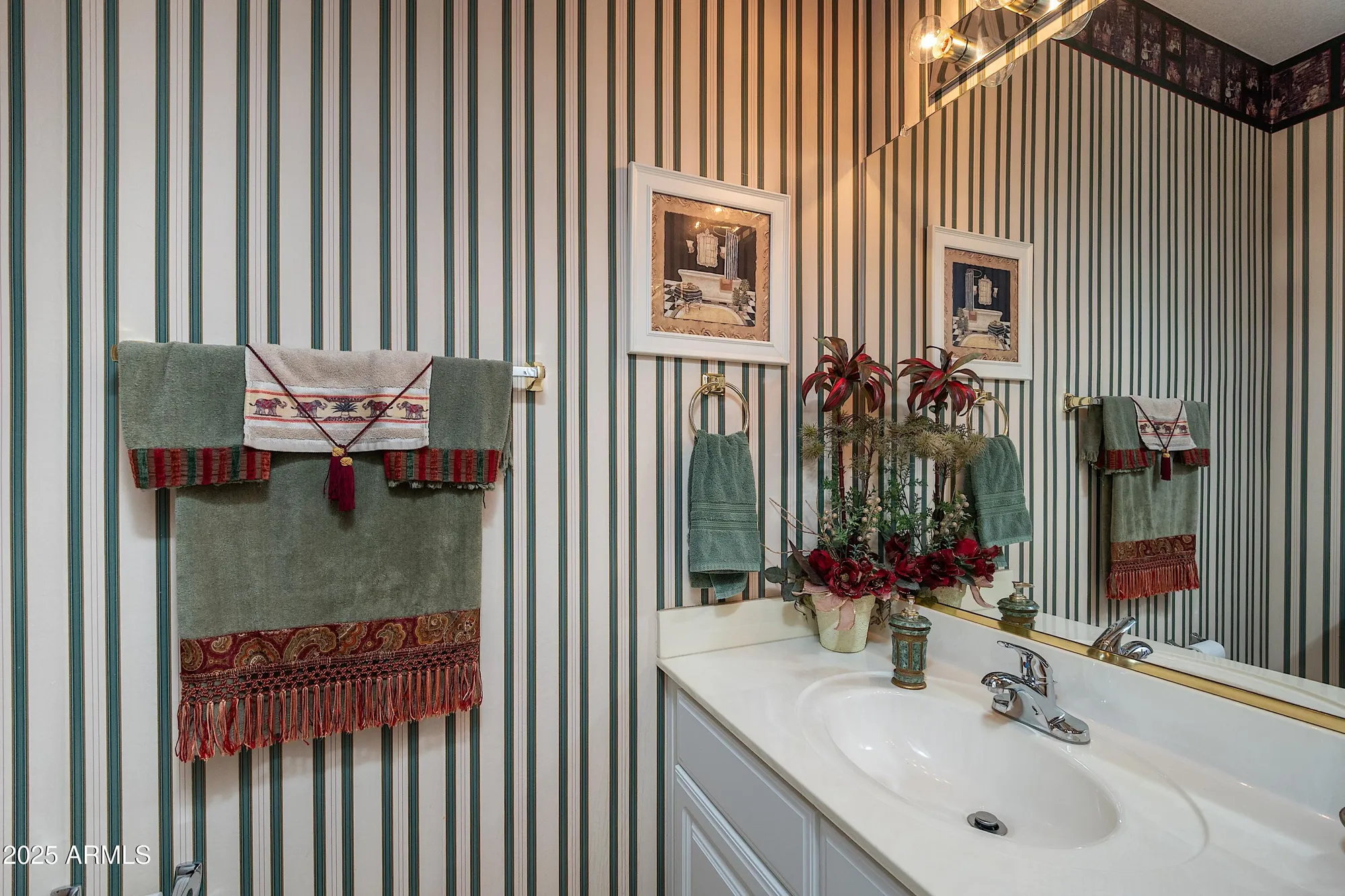 Property Slideshow image 22 of 57 | 17613 n goldwater dr, Surprise, AZ, 85374