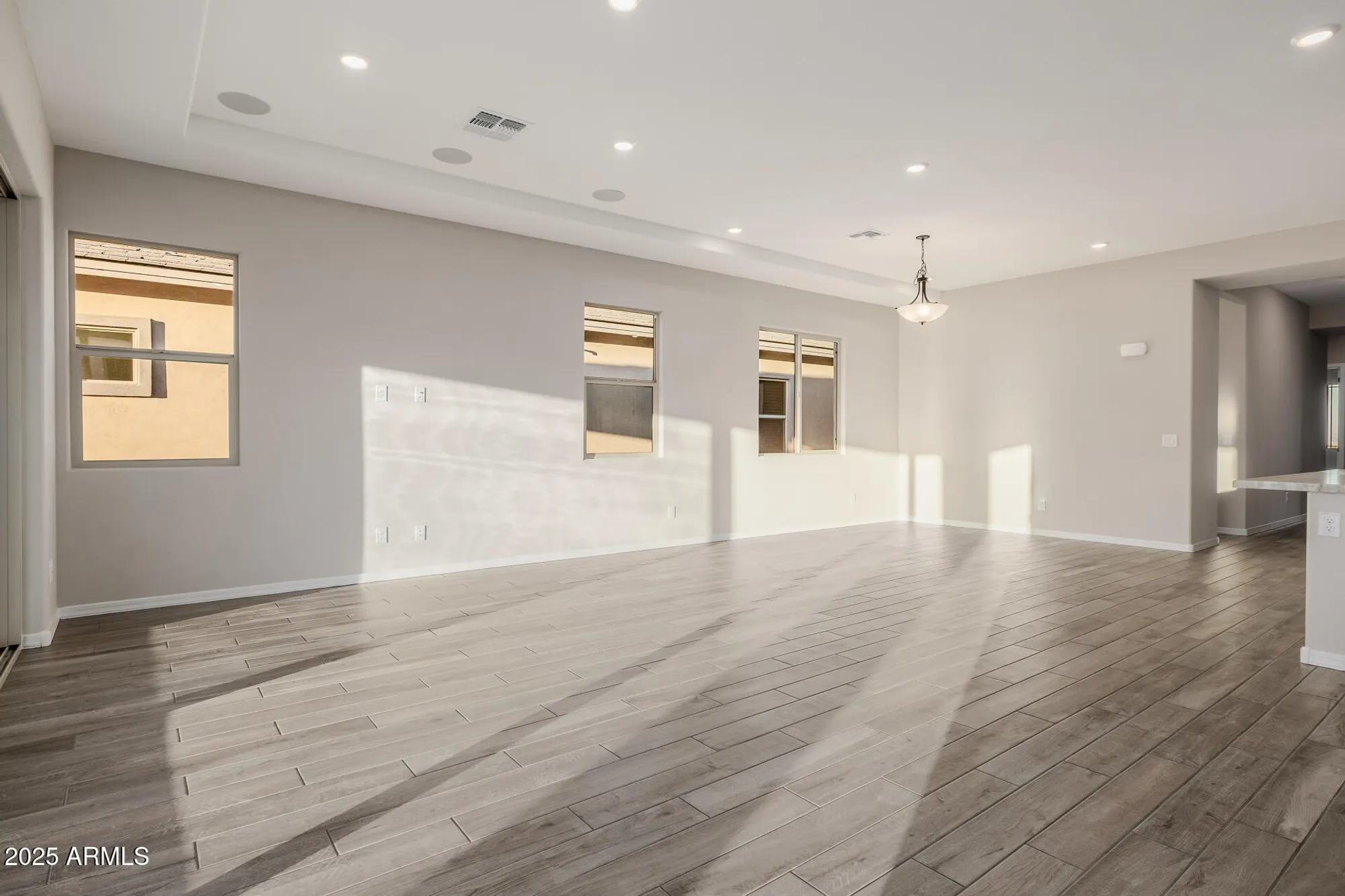 Property Slideshow image 14 of 44 | 6068 n 207th dr, Buckeye, AZ, 85396