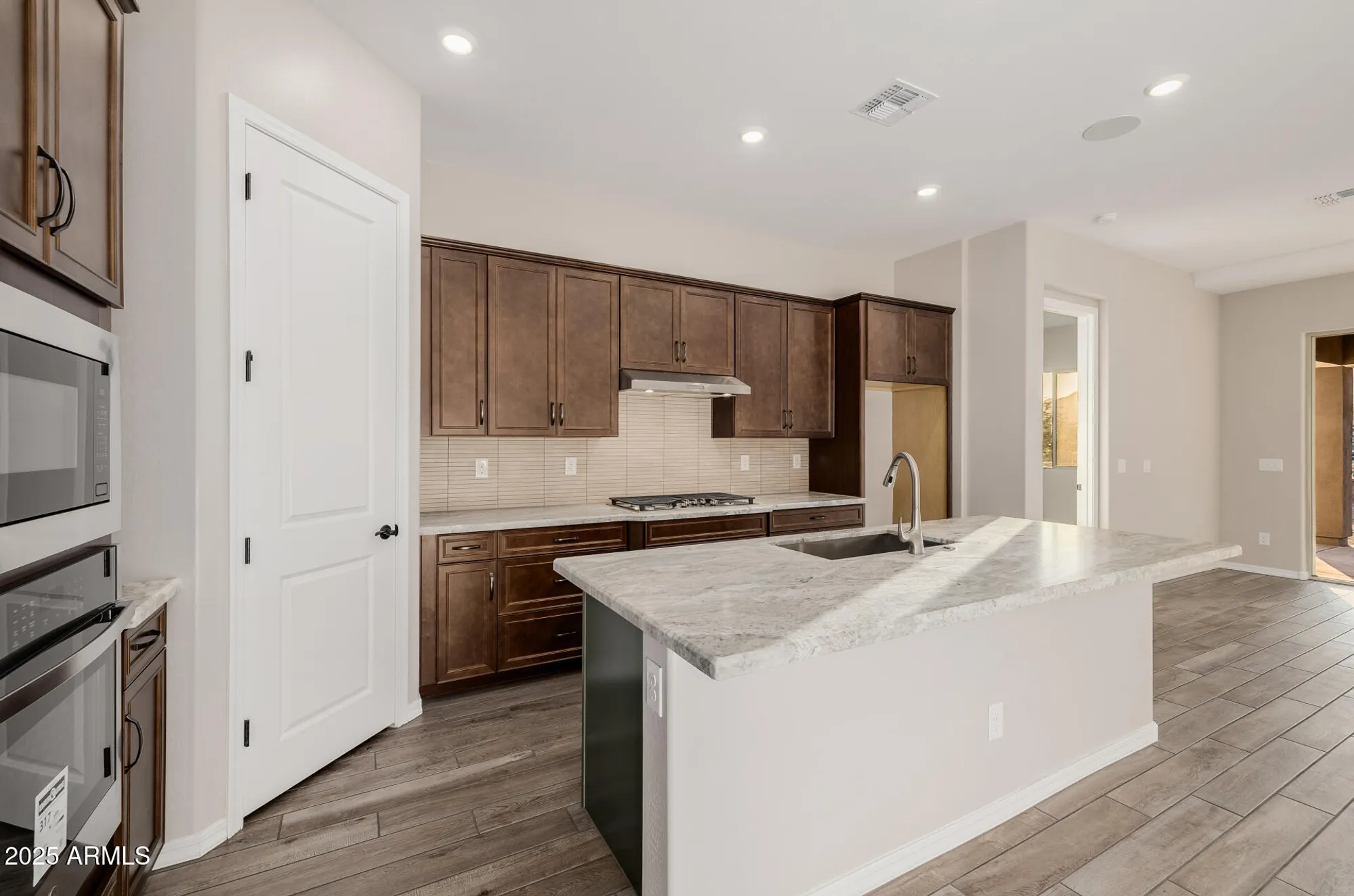 Property Slideshow image 19 of 44 | 6068 n 207th dr, Buckeye, AZ, 85396