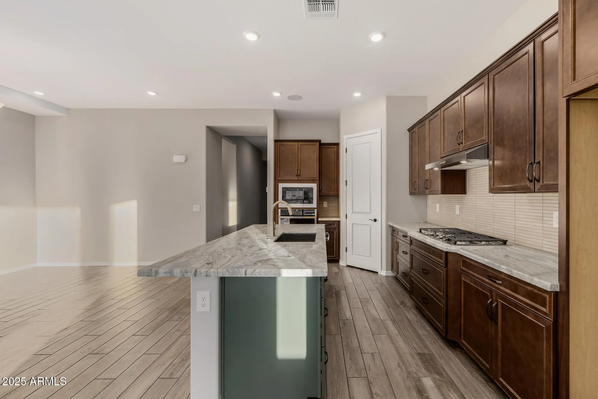 Property Slideshow image 20 of 44 | 6068 n 207th dr, Buckeye, AZ, 85396