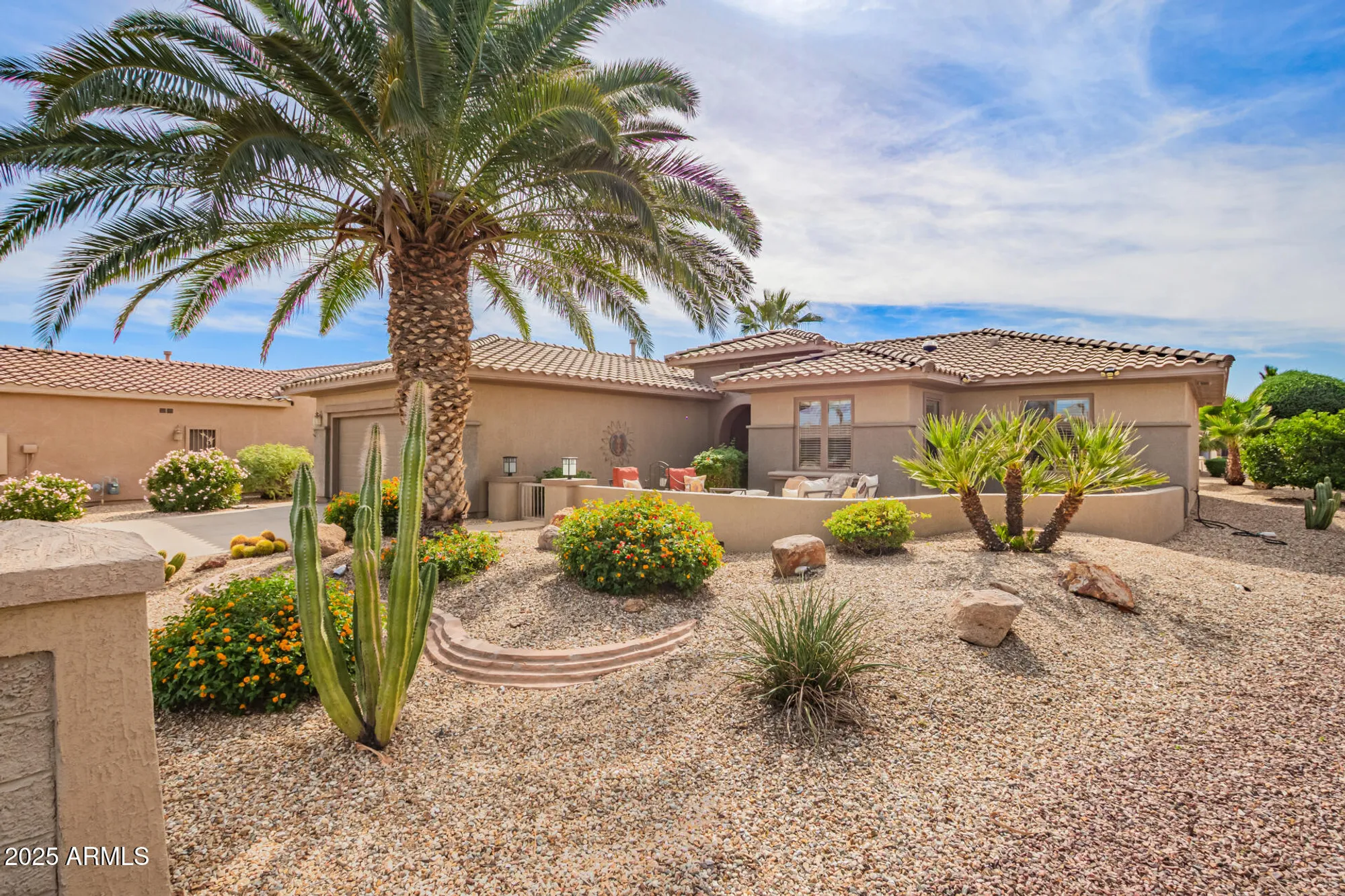 Property Slideshow image 4 of 32 | 16651 w stonecreek ct, Surprise, AZ, 85387