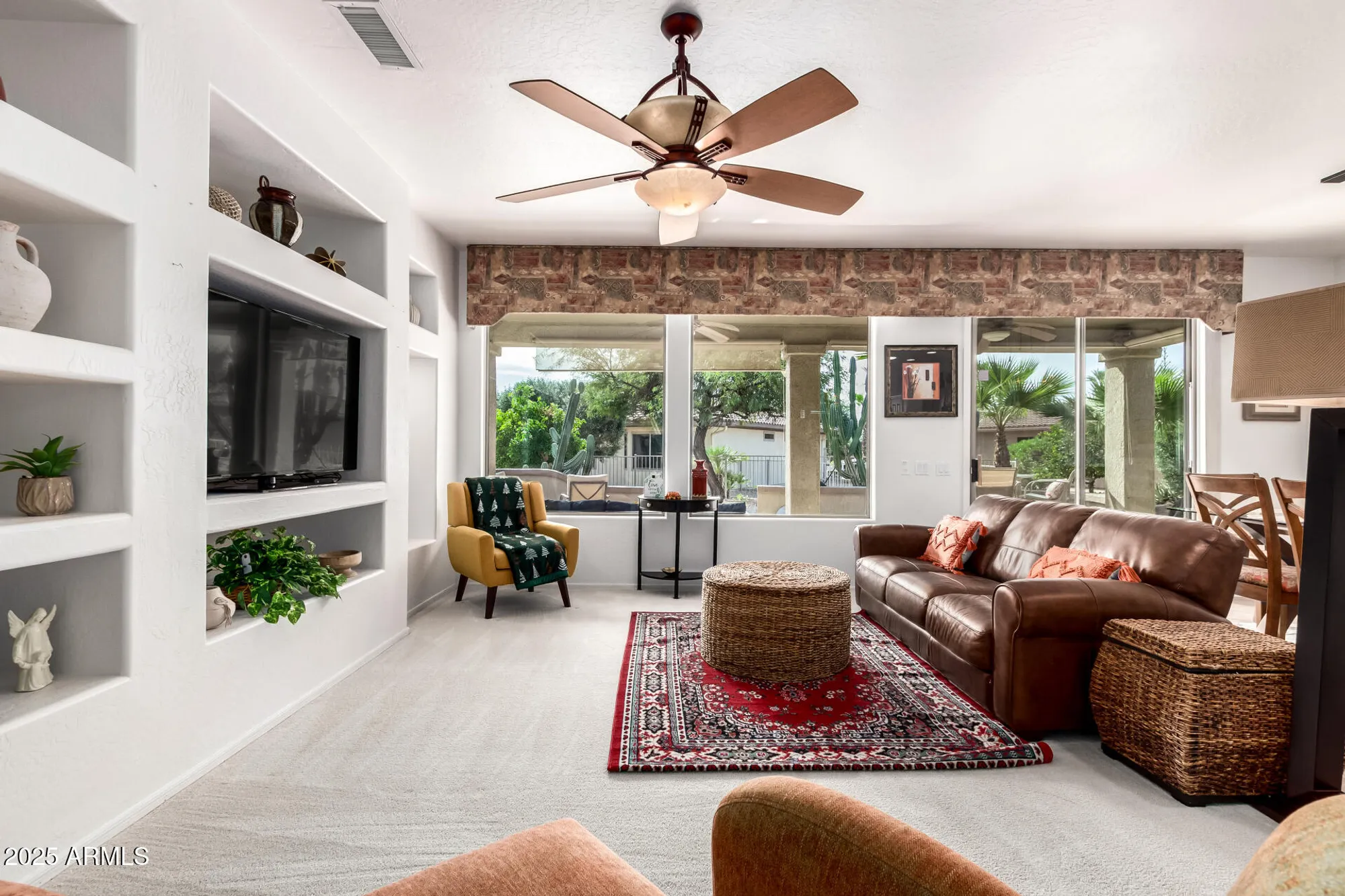 Property Slideshow image 6 of 32 | 16651 w stonecreek ct, Surprise, AZ, 85387