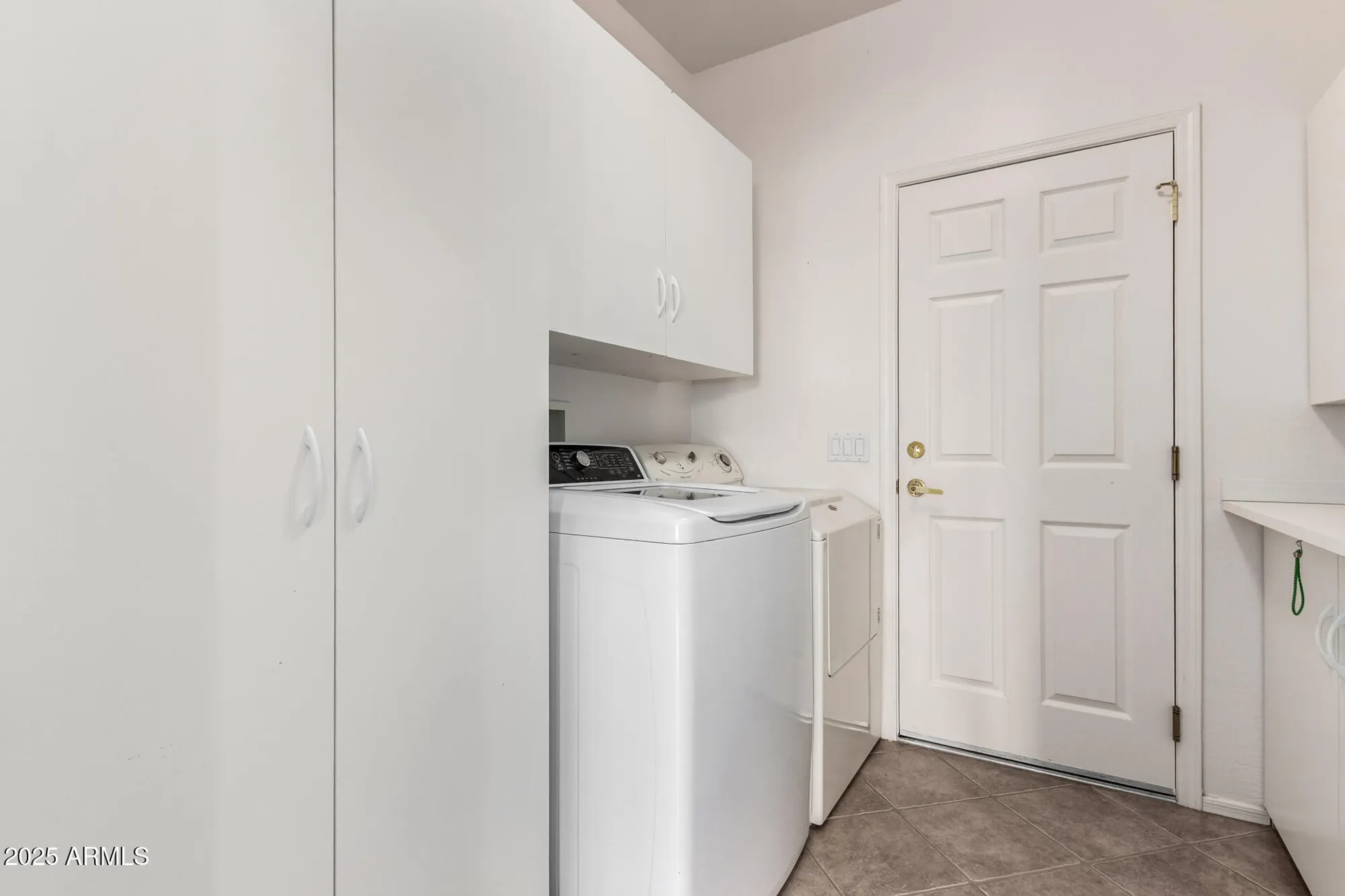 Property Slideshow image 25 of 32 | 16651 w stonecreek ct, Surprise, AZ, 85387