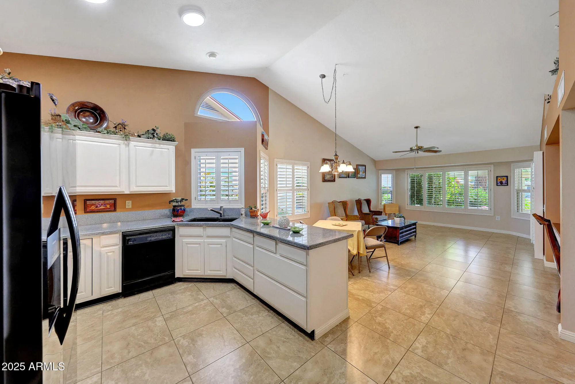 Property Slideshow image 19 of 75 | 13633 w greenview dr, Sun City West, AZ, 85375