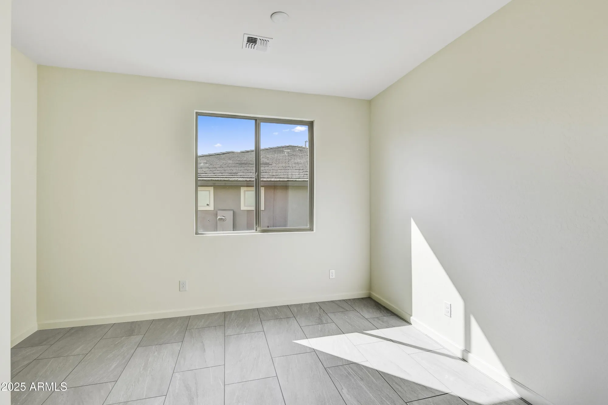 Property Slideshow image 11 of 32 | 4125 desert moon dr, Wickenburg, AZ, 85390