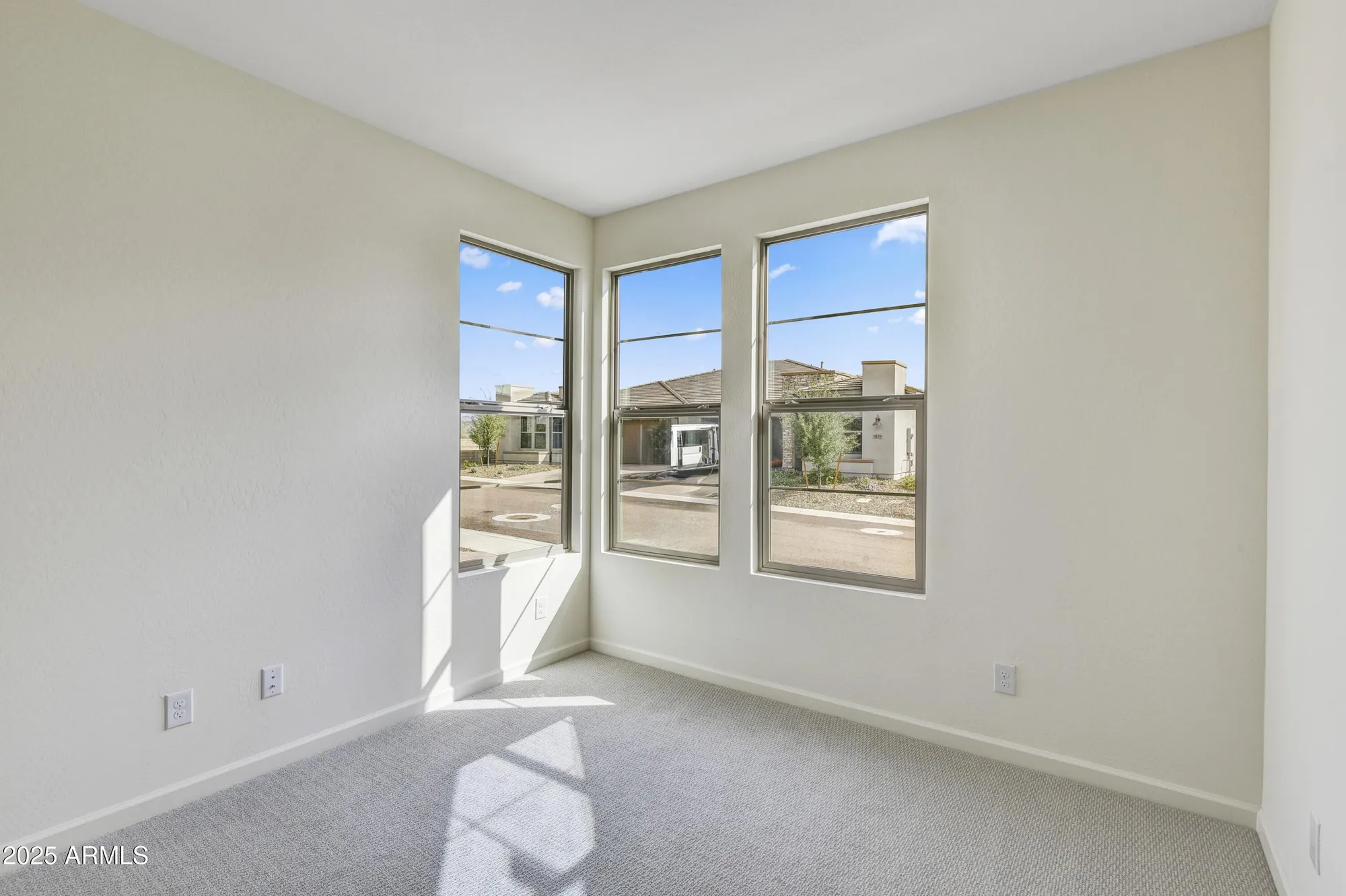 Property Slideshow image 16 of 32 | 4125 desert moon dr, Wickenburg, AZ, 85390