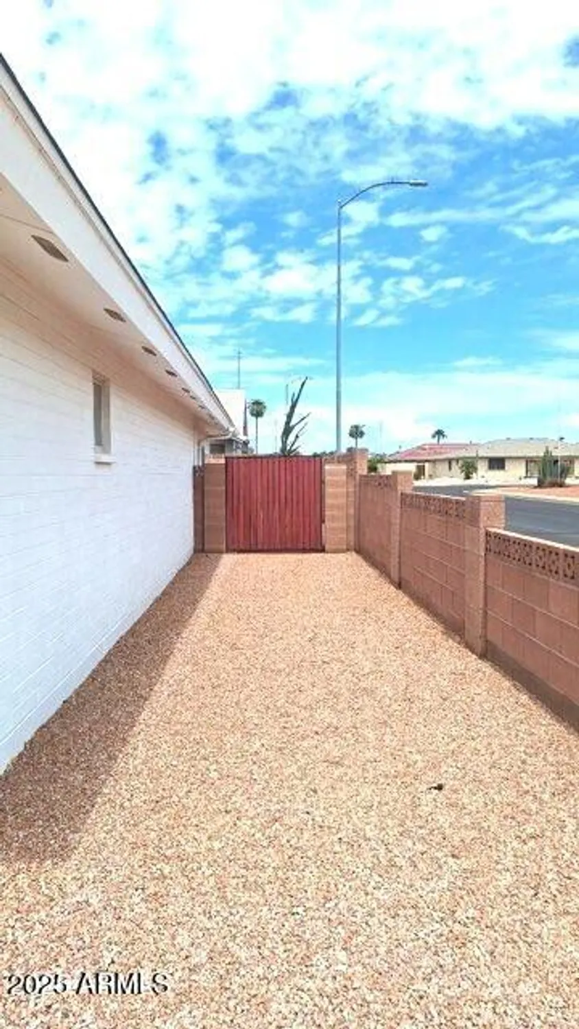 Property Slideshow image 3 of 21 | 7918 e nido ave, Mesa, AZ, 85209