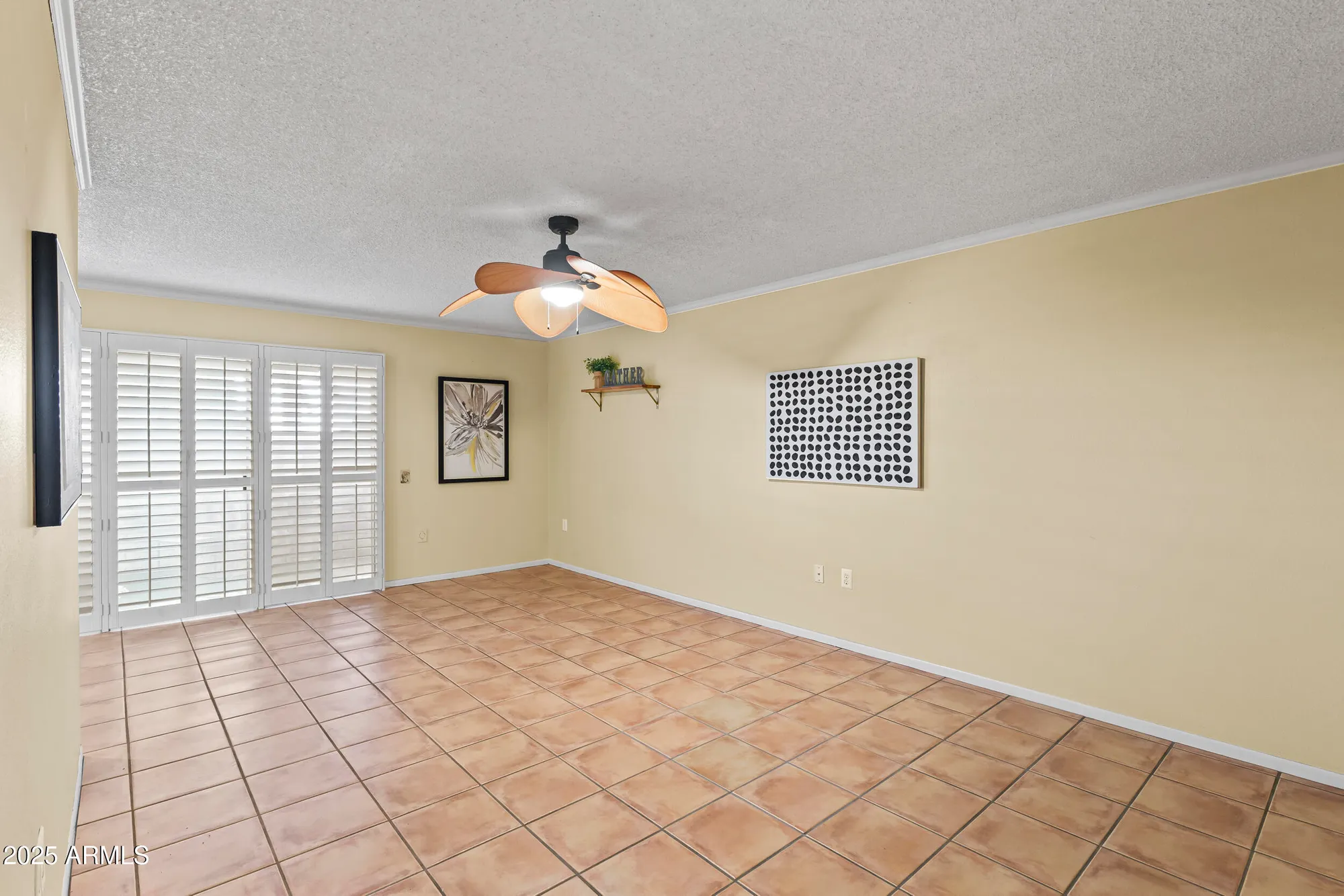 Property Slideshow image 10 of 33 | 9830 w teakwood dr, Sun City, AZ, 85351