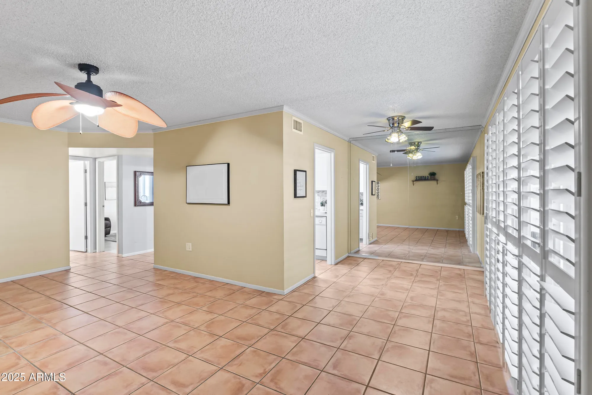 Property Slideshow image 3 of 33 | 9830 w teakwood dr, Sun City, AZ, 85351