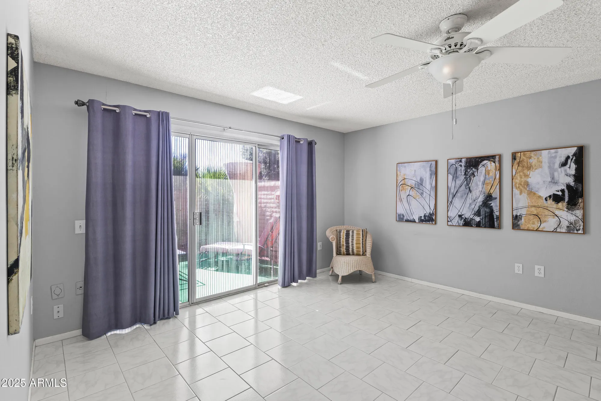 Property Slideshow image 5 of 33 | 9830 w teakwood dr, Sun City, AZ, 85351