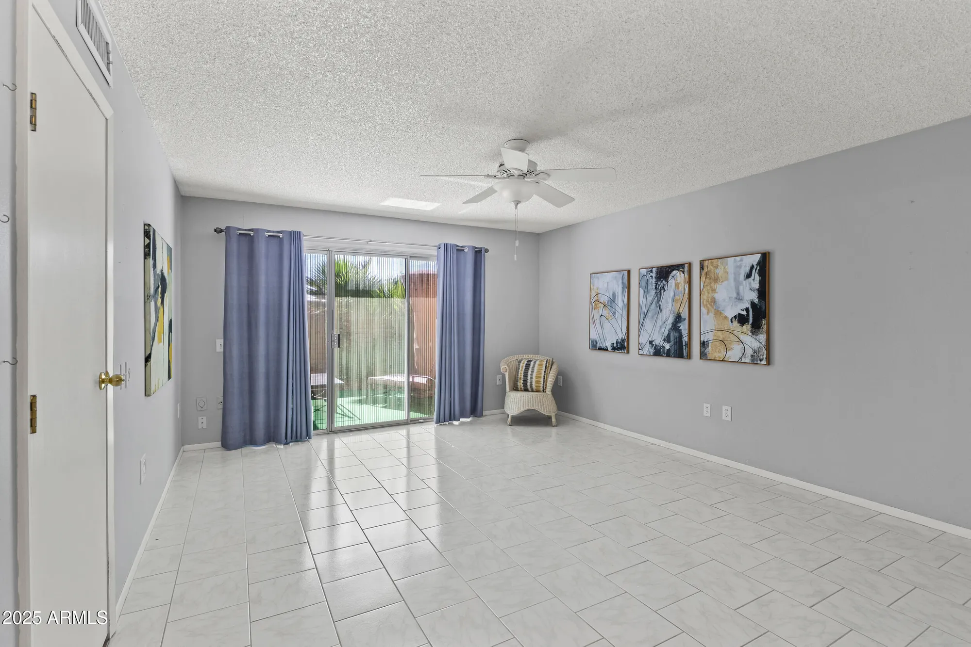 Property Slideshow image 20 of 33 | 9830 w teakwood dr, Sun City, AZ, 85351