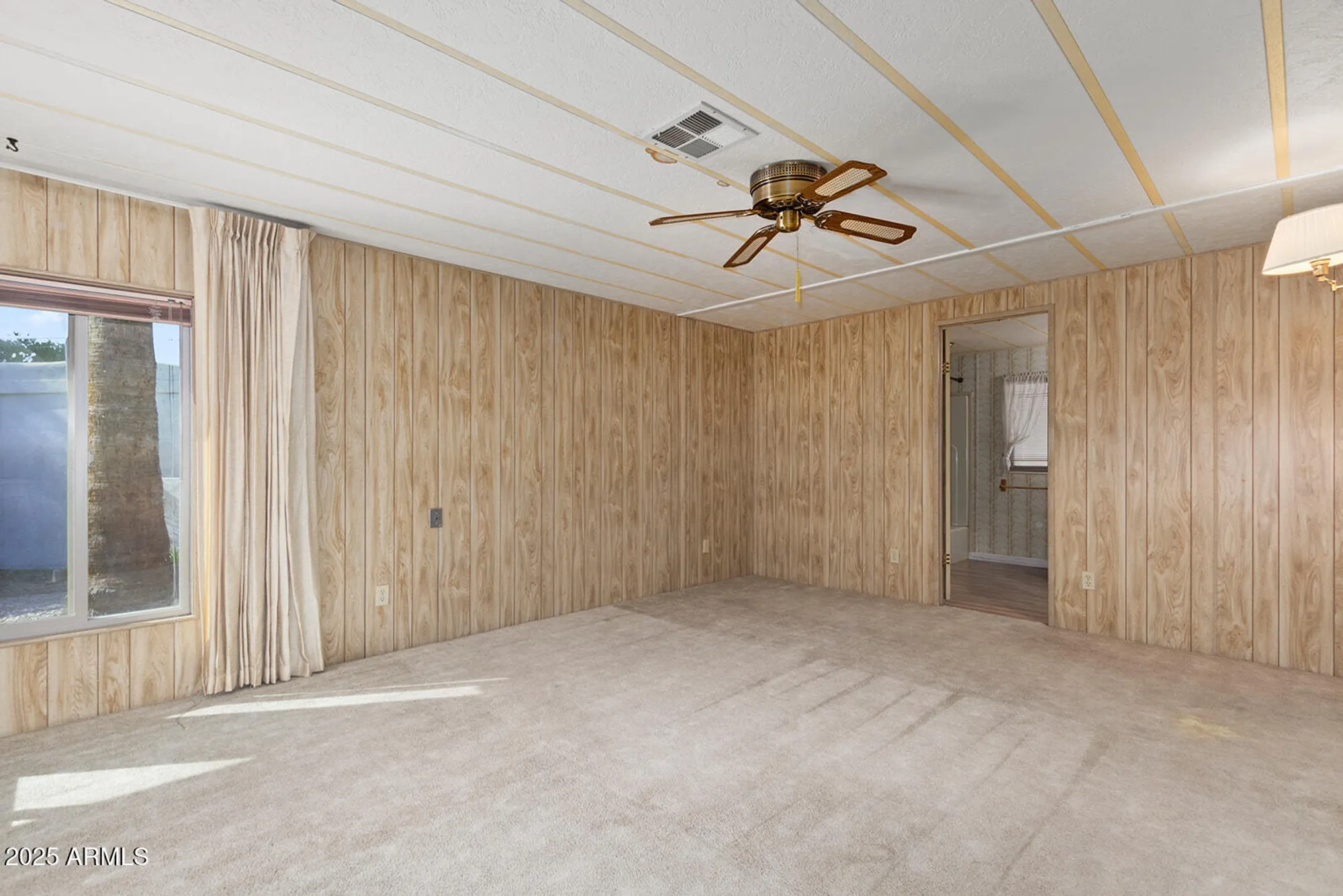 Property Slideshow image 11 of 24 | 7727 e calypso ave, Mesa, AZ, 85208