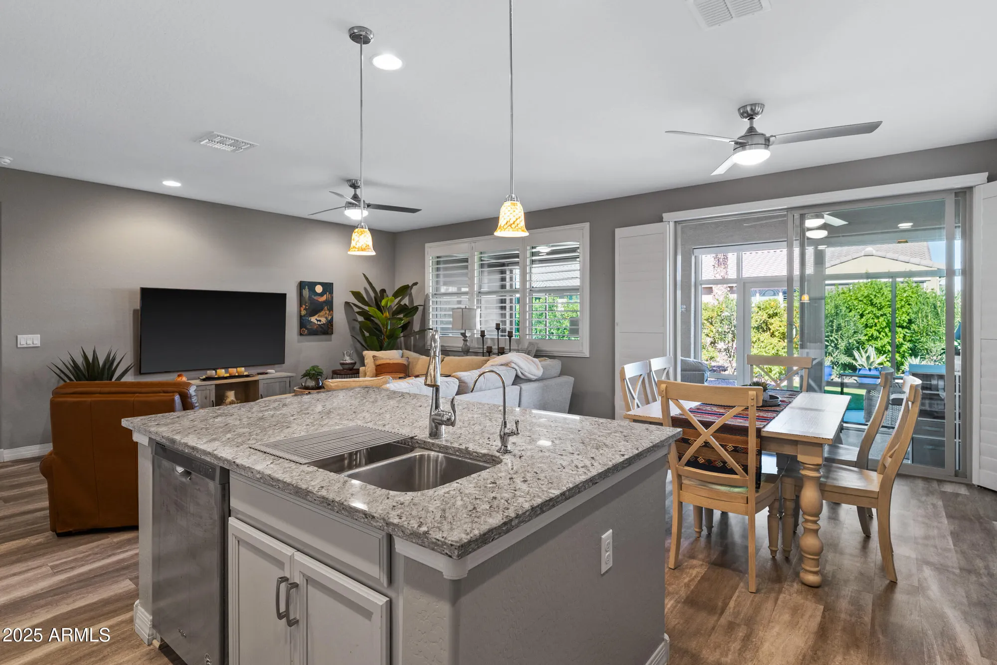 Property Slideshow image 9 of 55 | 41574 w summer wind way, Maricopa, AZ, 85138