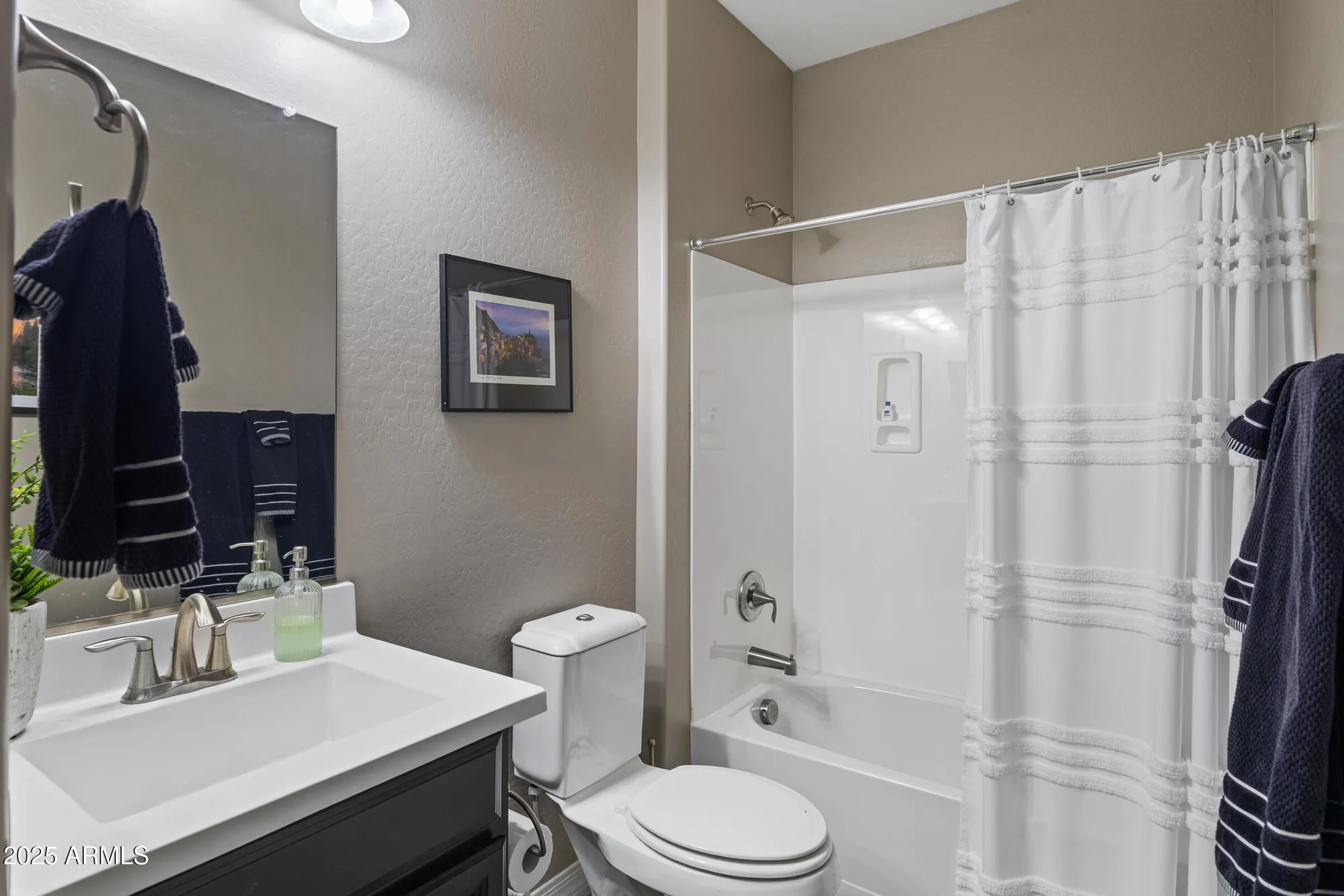 Property Slideshow image 18 of 55 | 41574 w summer wind way, Maricopa, AZ, 85138