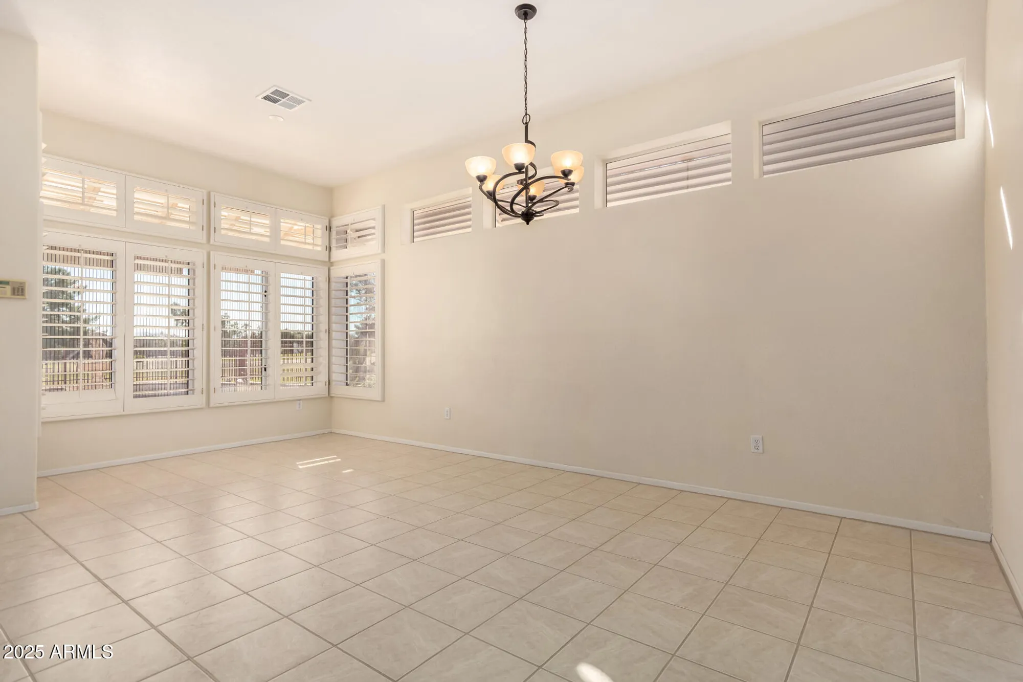 Property Slideshow image 8 of 32 | 22836 n dusty trail blvd, Sun City West, AZ, 85375