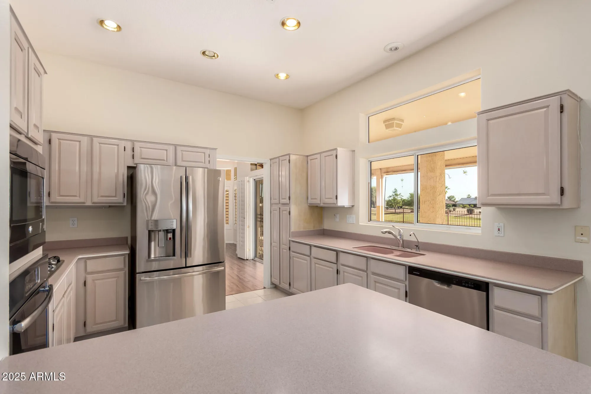 Property Slideshow image 11 of 32 | 22836 n dusty trail blvd, Sun City West, AZ, 85375