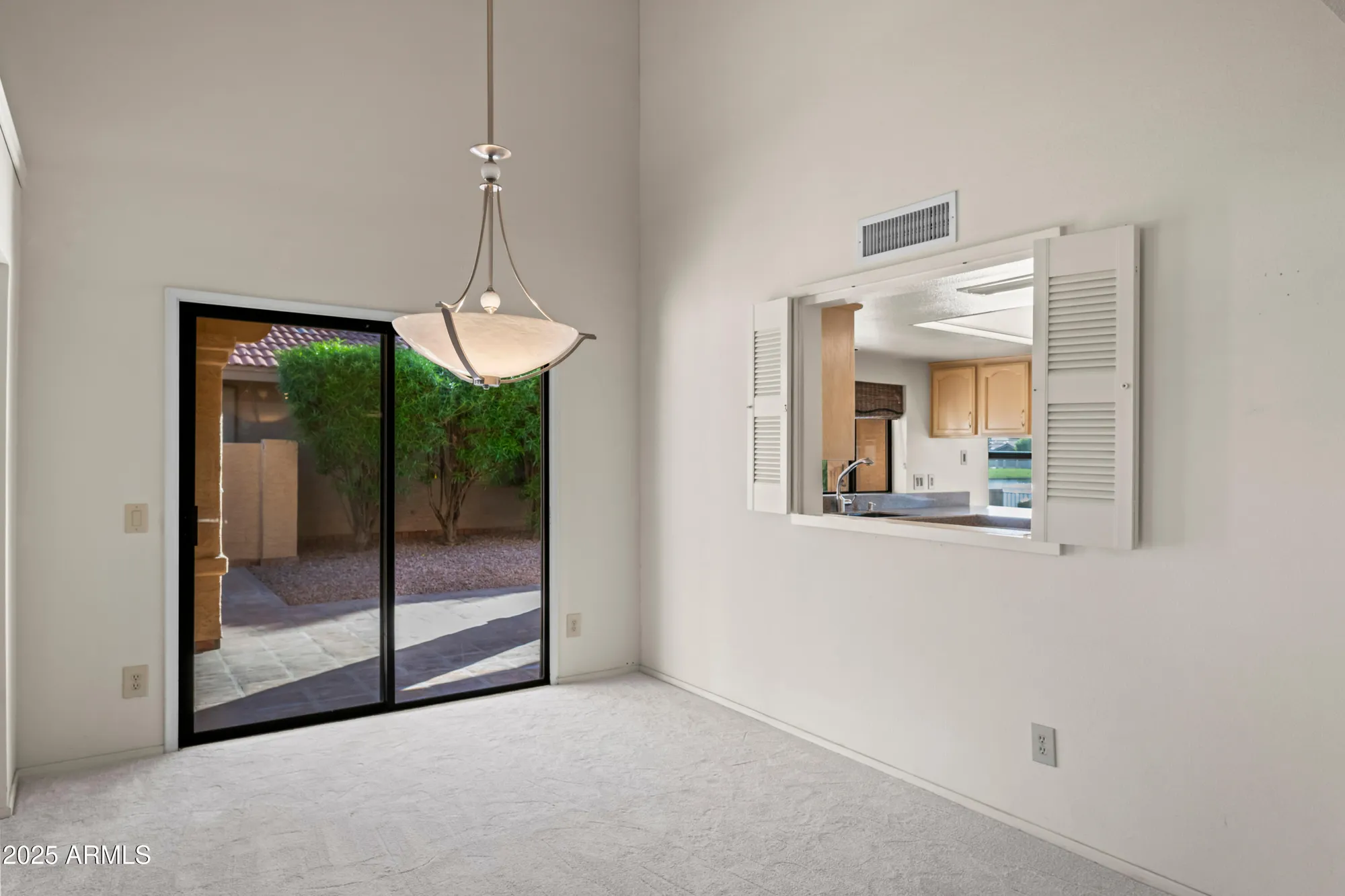 Property Slideshow image 5 of 28 | 26009 s ashwood dr, Sun Lakes, AZ, 85248