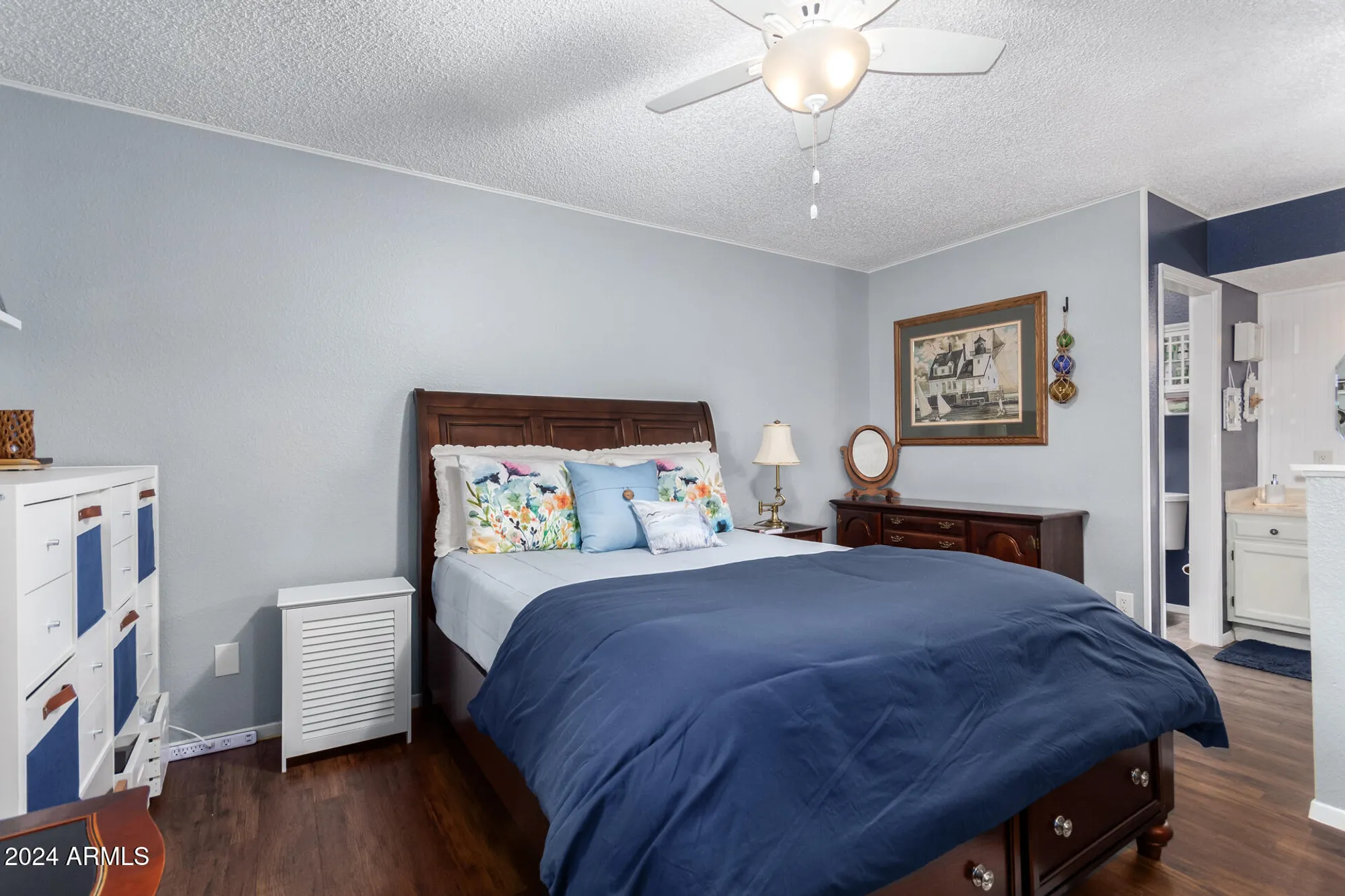 Property Slideshow image 18 of 86 | 12326 s shoshoni dr, Phoenix, AZ, 85044