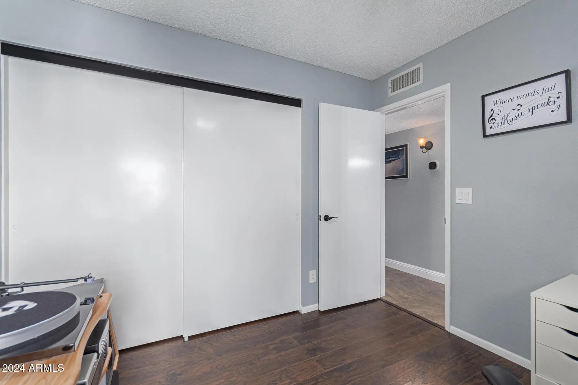 Property Slideshow image 24 of 86 | 12326 s shoshoni dr, Phoenix, AZ, 85044