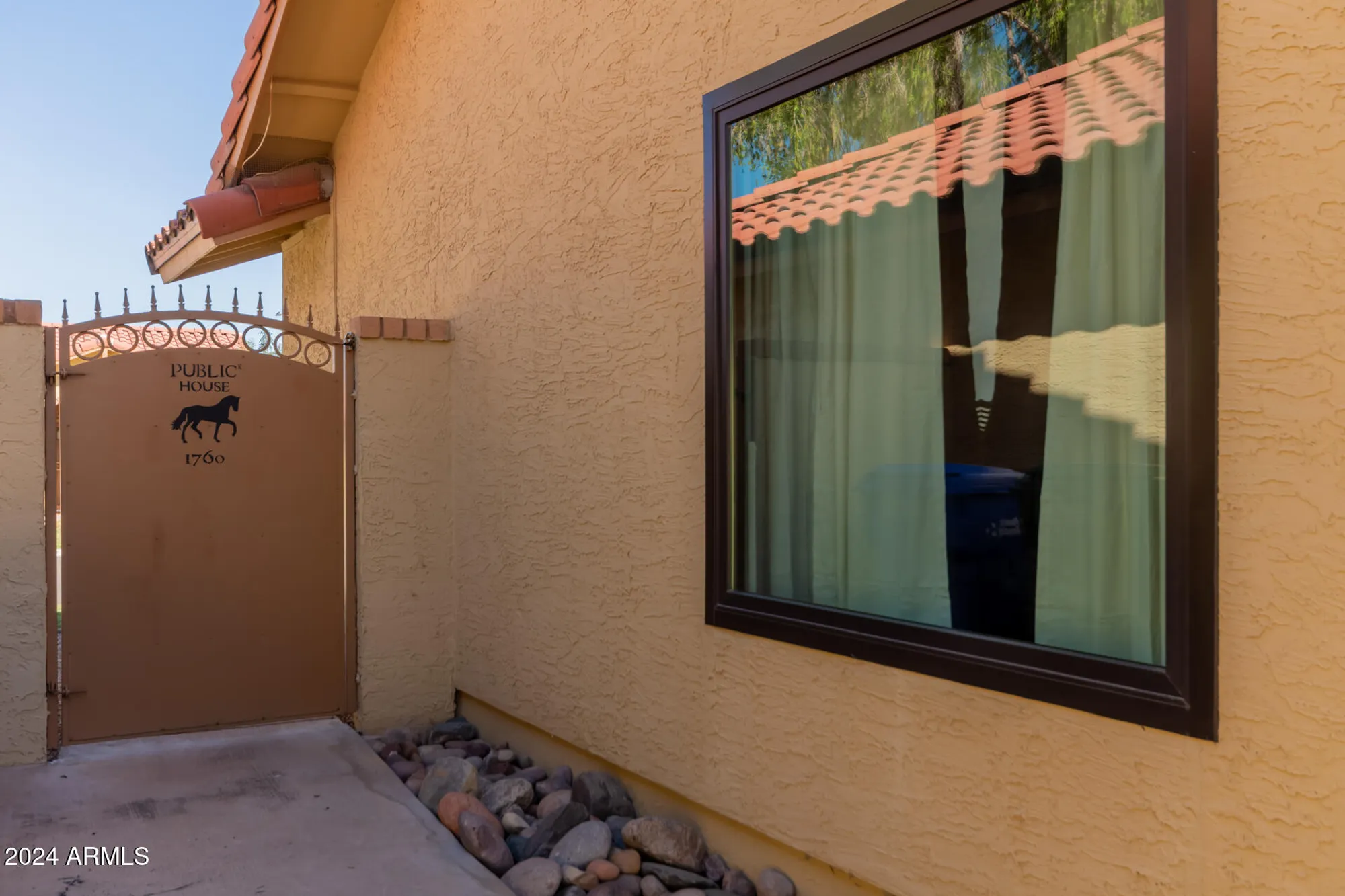 Property Slideshow image 28 of 86 | 12326 s shoshoni dr, Phoenix, AZ, 85044