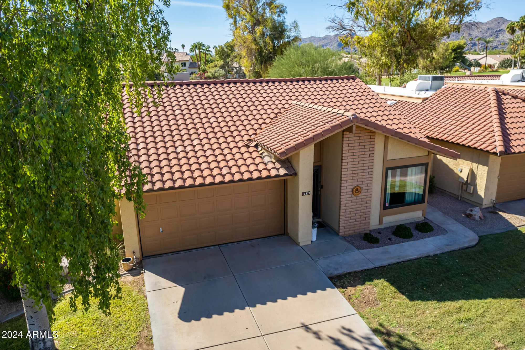 Property Slideshow image 36 of 86 | 12326 s shoshoni dr, Phoenix, AZ, 85044