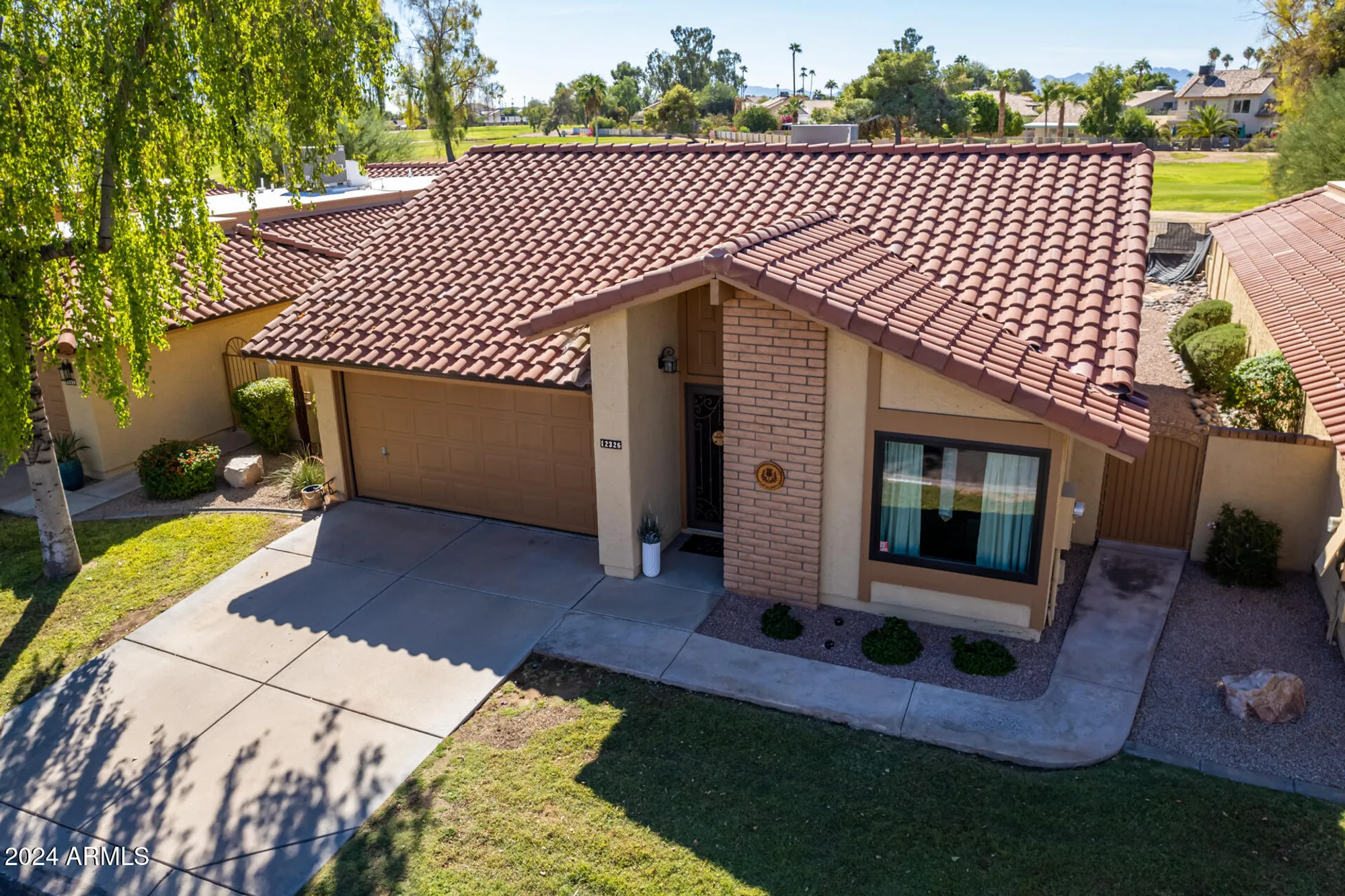 Property Slideshow image 37 of 86 | 12326 s shoshoni dr, Phoenix, AZ, 85044