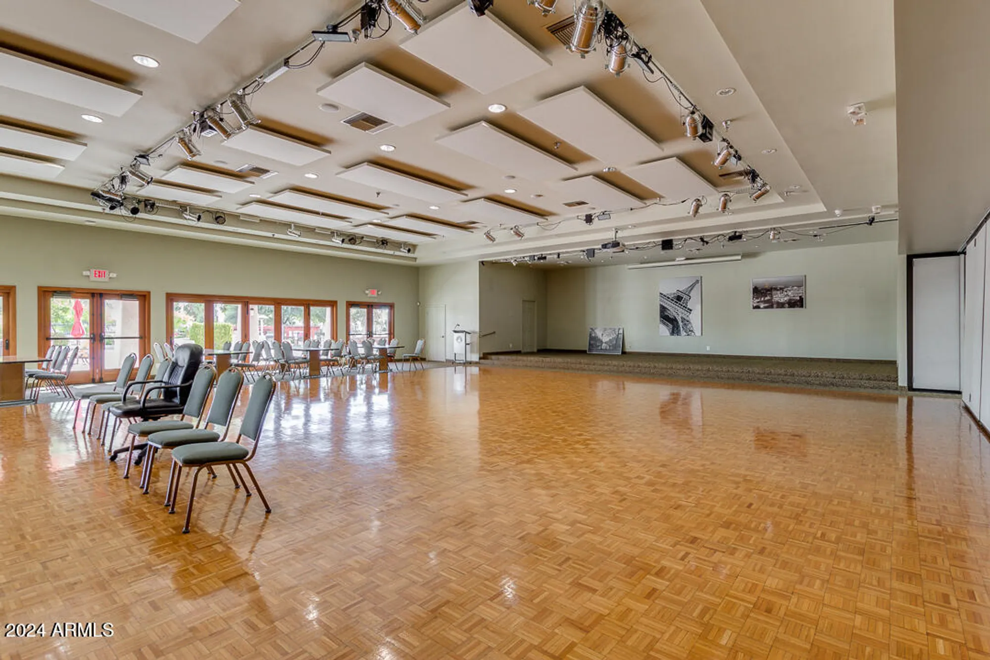 Property Slideshow image 52 of 86 | 12326 s shoshoni dr, Phoenix, AZ, 85044