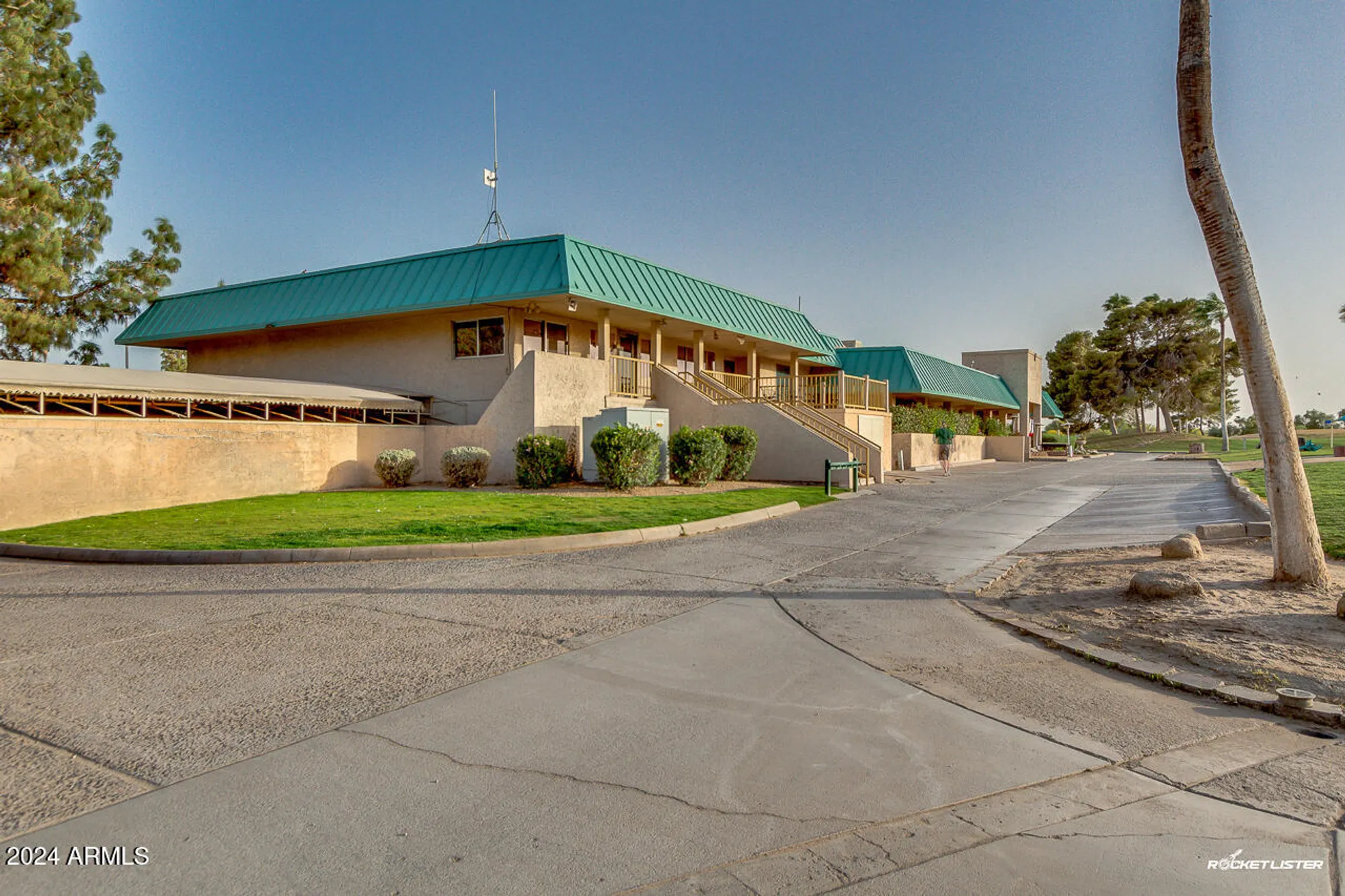 Property Slideshow image 74 of 86 | 12326 s shoshoni dr, Phoenix, AZ, 85044